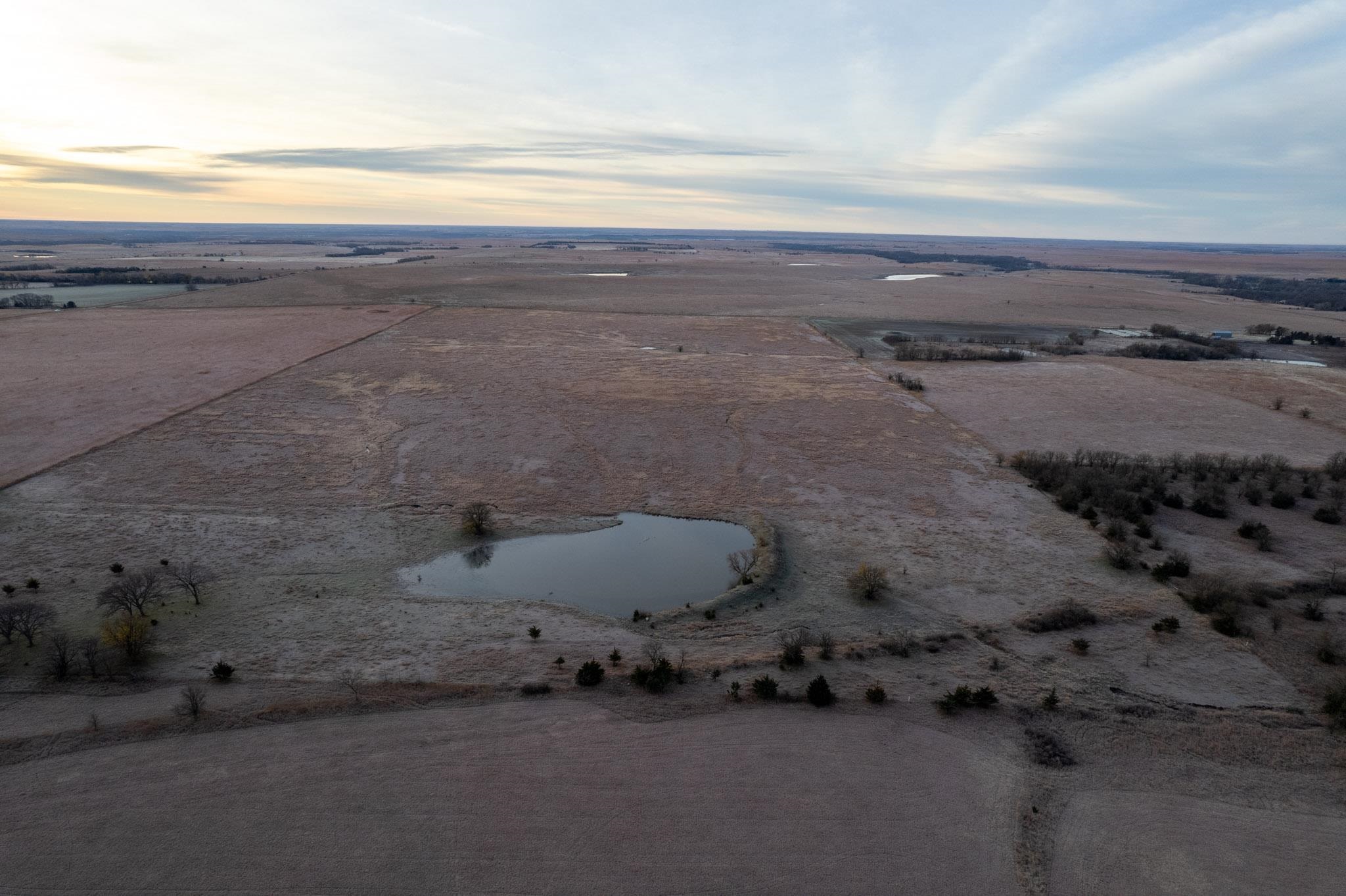 000 Cr, Marion, Kansas image 3