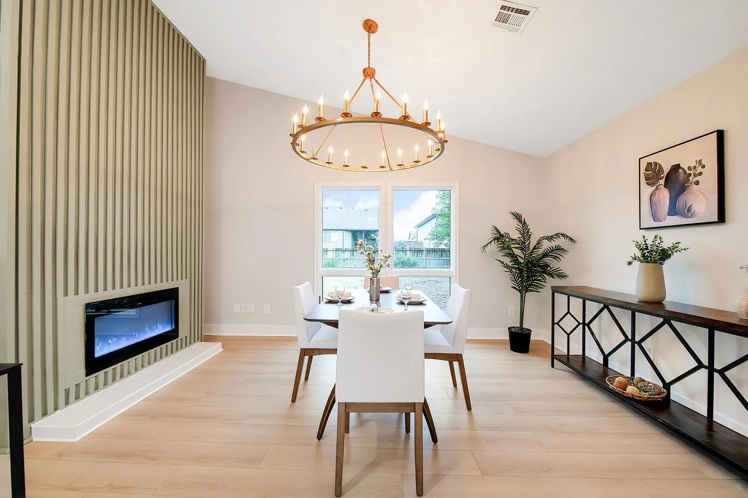 Haysville, Kansas 67060, United States, 3 Bedrooms Bedrooms, ,2 BathroomsBathrooms,Residential,Pending,143285