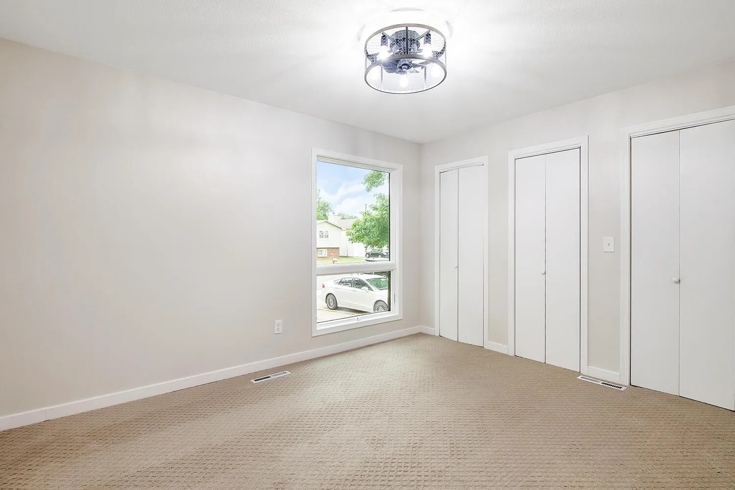 Haysville, Kansas 67060, United States, 3 Bedrooms Bedrooms, ,2 BathroomsBathrooms,Residential,Pending,143285