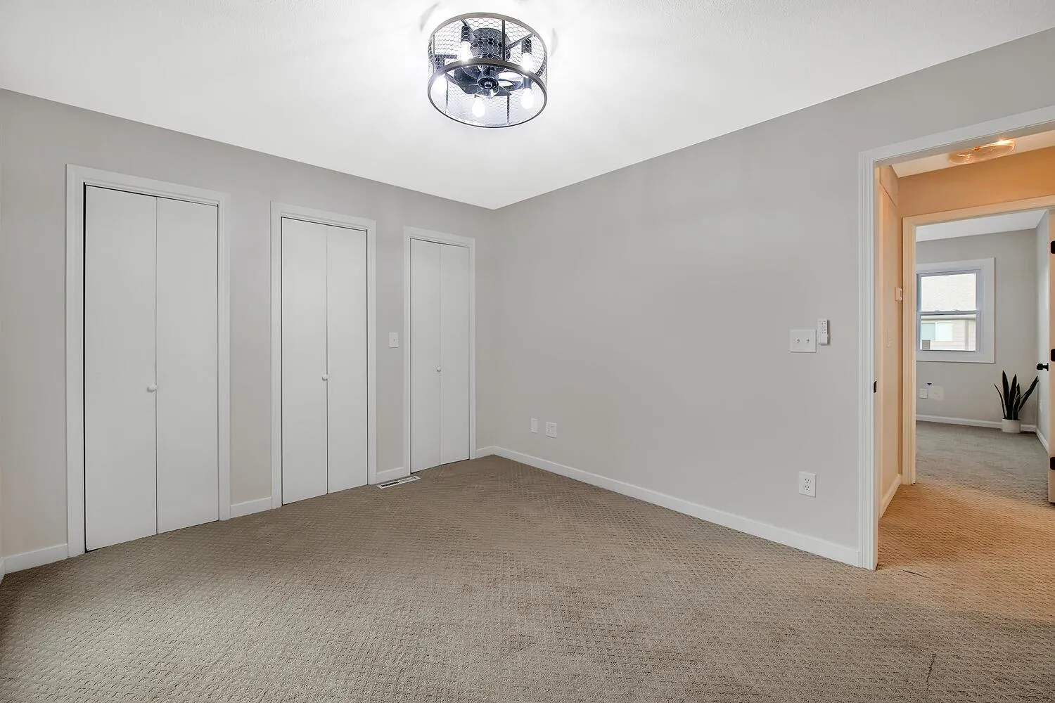 Haysville, Kansas 67060, United States, 3 Bedrooms Bedrooms, ,2 BathroomsBathrooms,Residential,Pending,143285