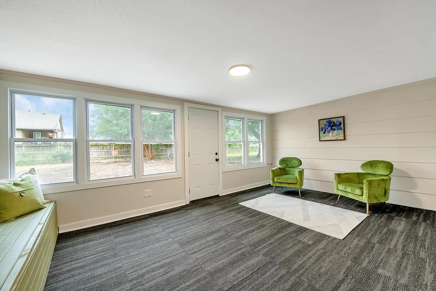 Haysville, Kansas 67060, United States, 3 Bedrooms Bedrooms, ,2 BathroomsBathrooms,Residential,Pending,143285