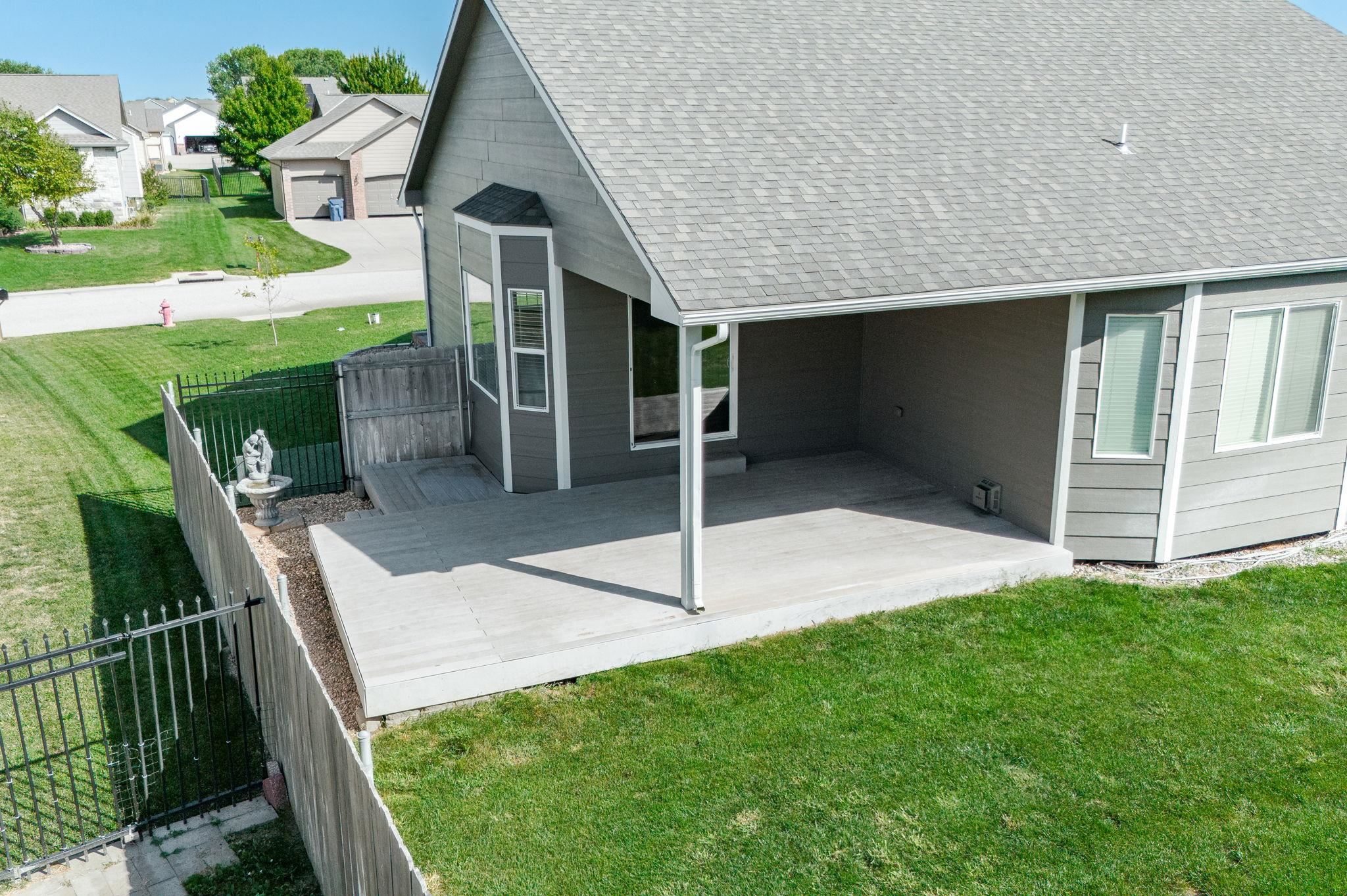 8813 N Ridgewood Ln, Park City, Kansas image 30