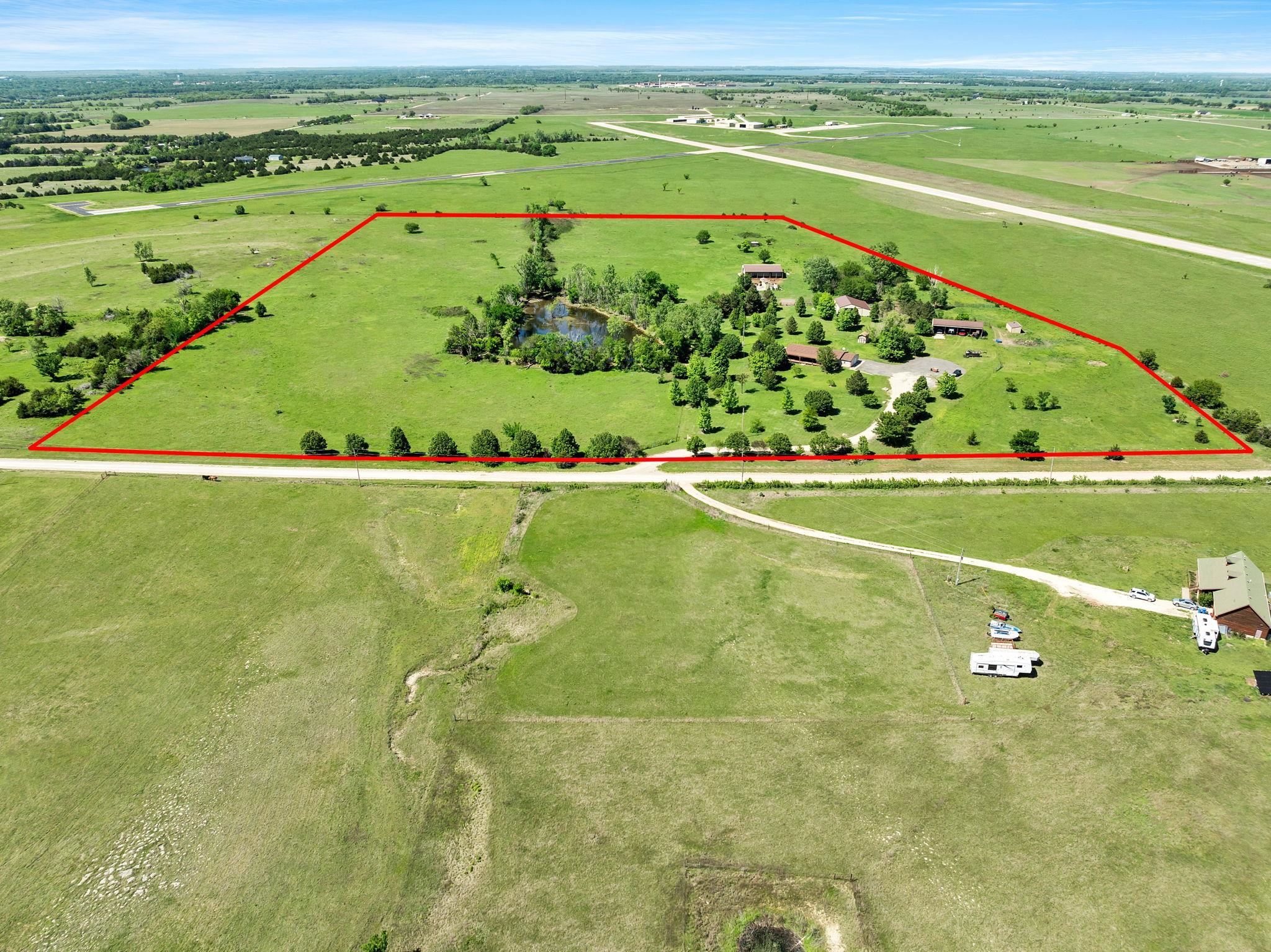 1390 SE 40th St, El Dorado, Kansas image 1