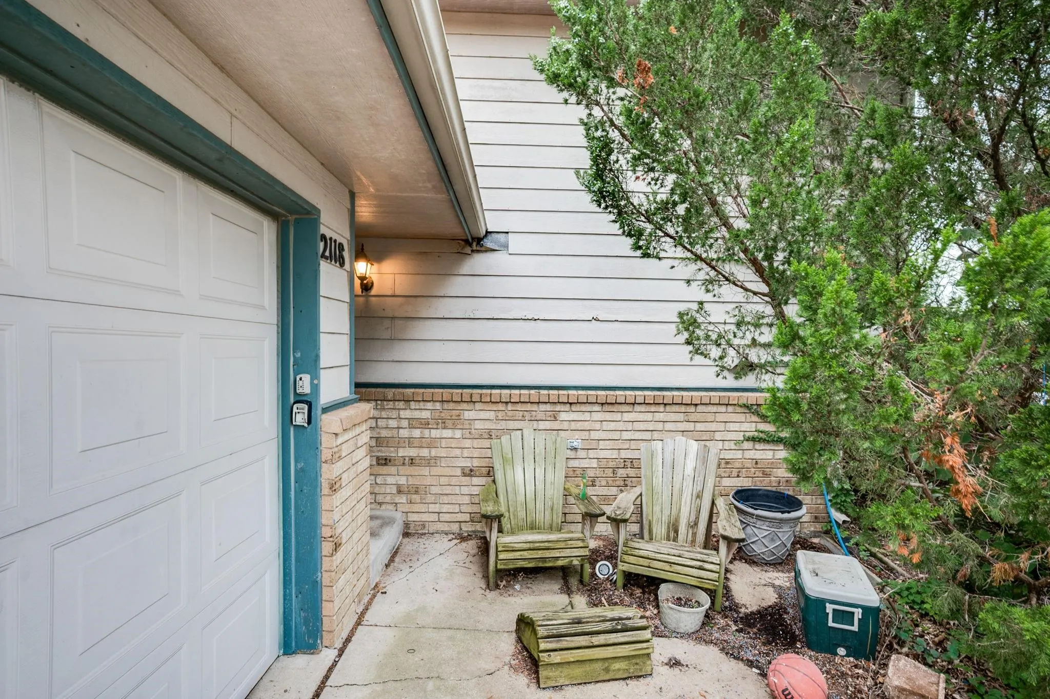 Wichita, Kansas 67209, United States, 3 Bedrooms Bedrooms, ,2 BathroomsBathrooms,Residential,Active,216896