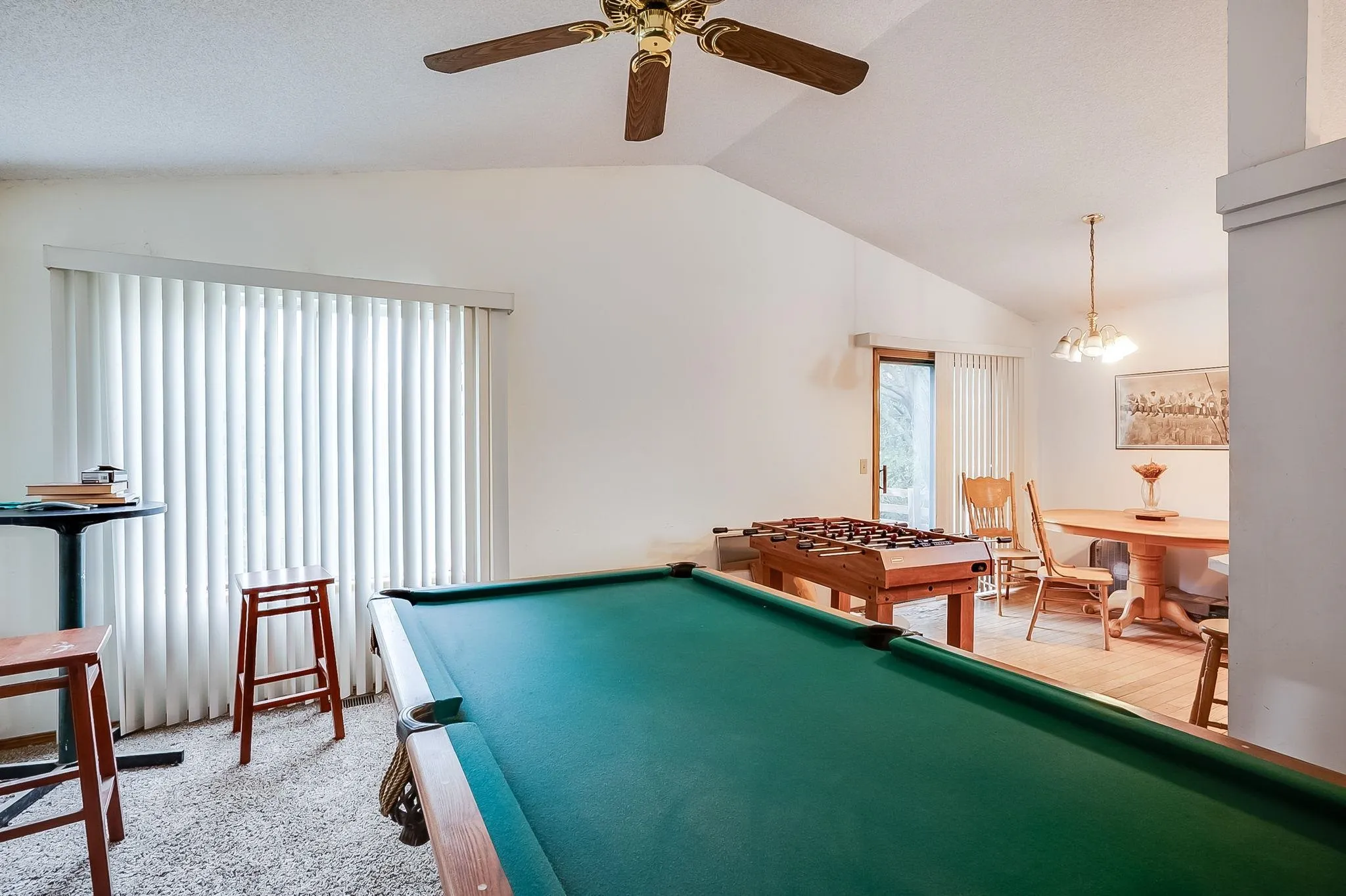 Wichita, Kansas 67209, United States, 3 Bedrooms Bedrooms, ,2 BathroomsBathrooms,Residential,Active,216896