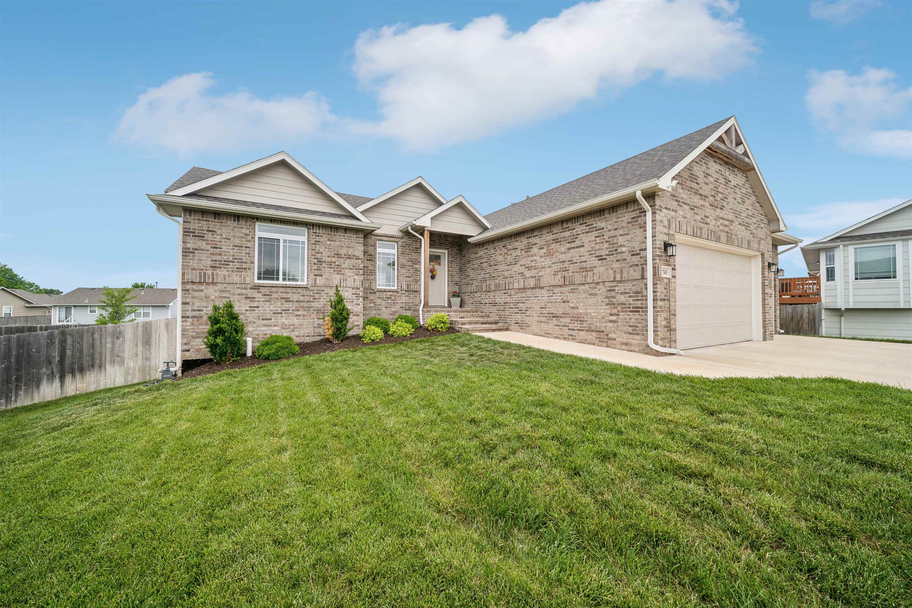 743 S Shade Ct, Andover, Kansas image 2