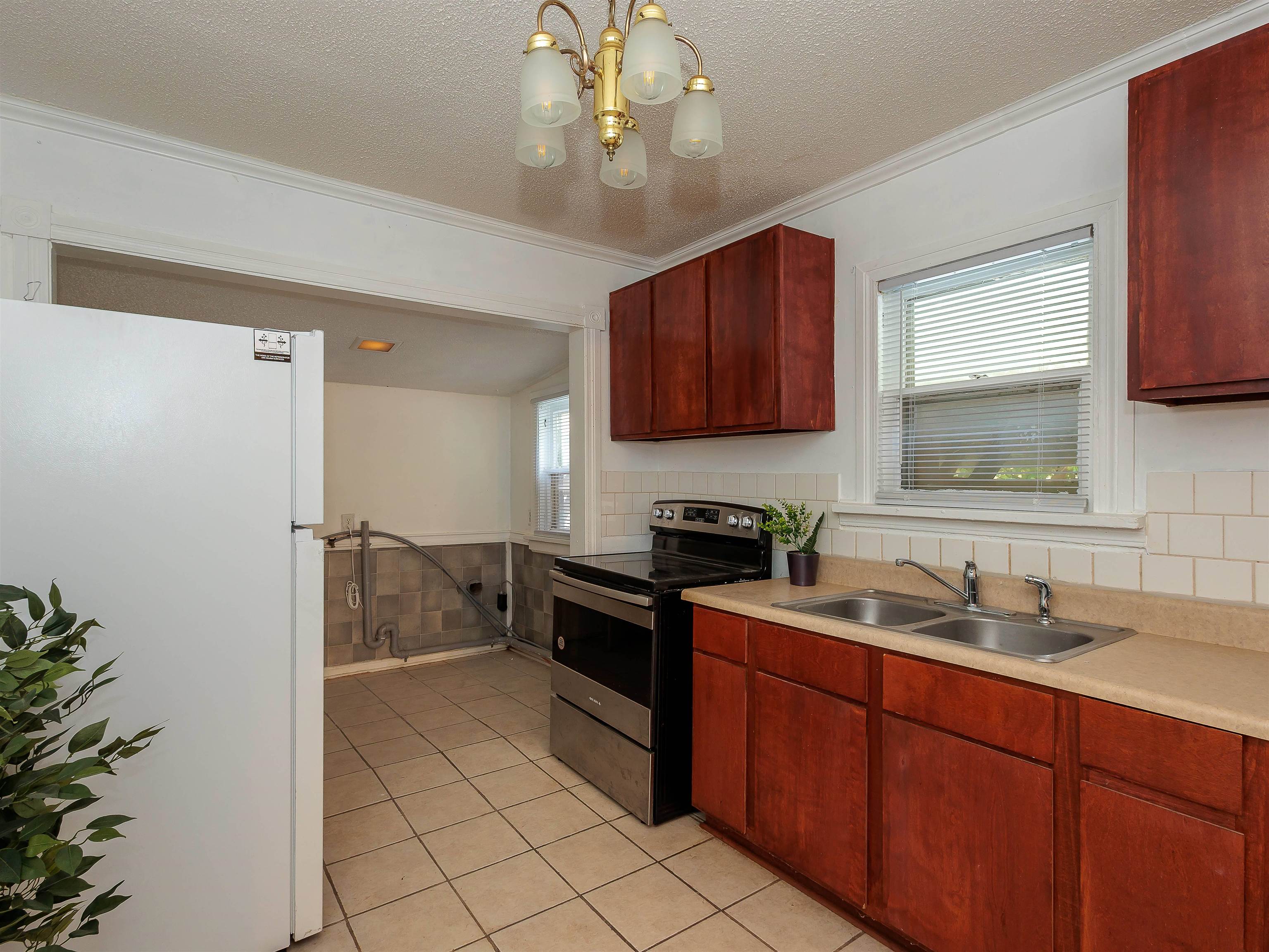 410 N Spruce St, Wichita, Kansas image 8