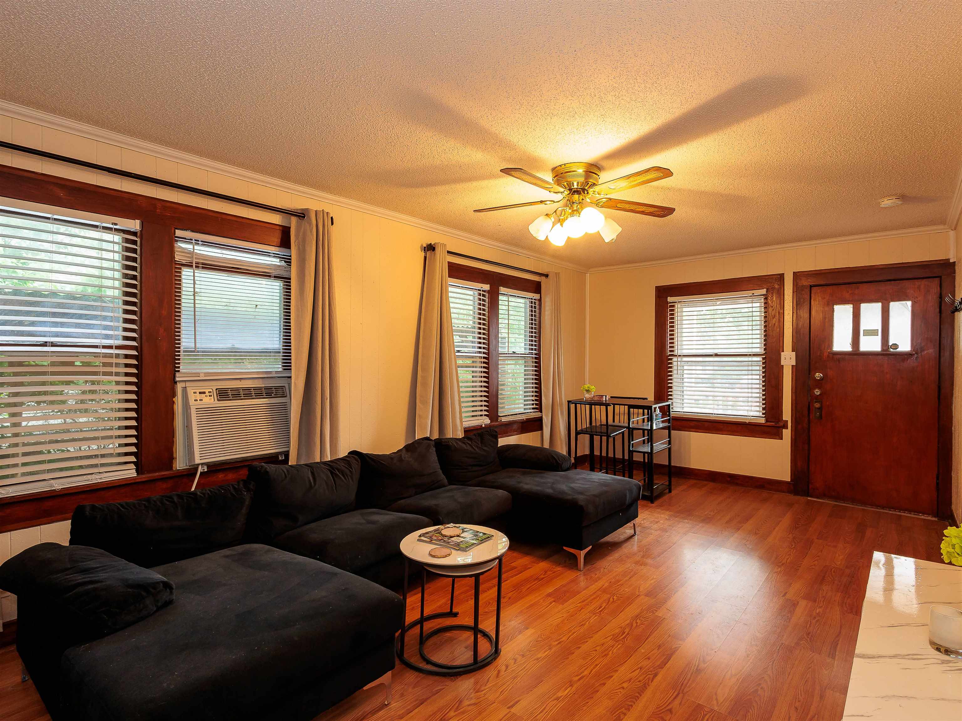 410 N Spruce St, Wichita, Kansas image 5