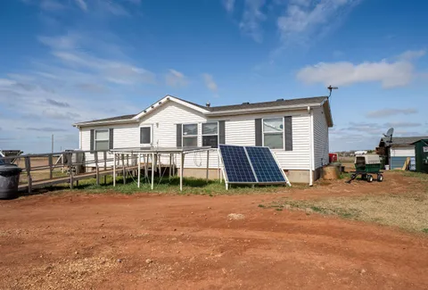25805 S Victory Rd, Mount Hope, KS MLS: 653068