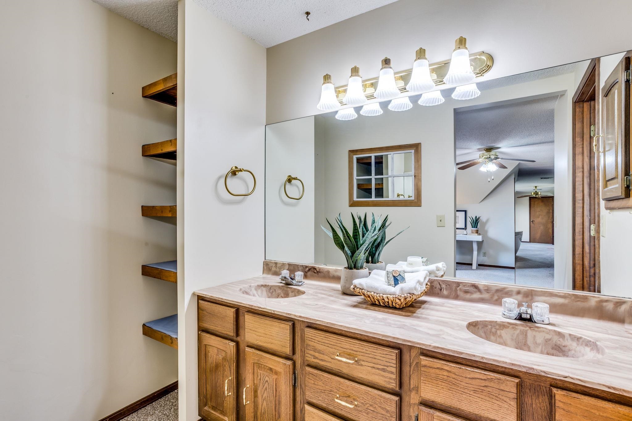 1301 E Sunnydale Lakes Cir, Valley Center, Virginia image 22