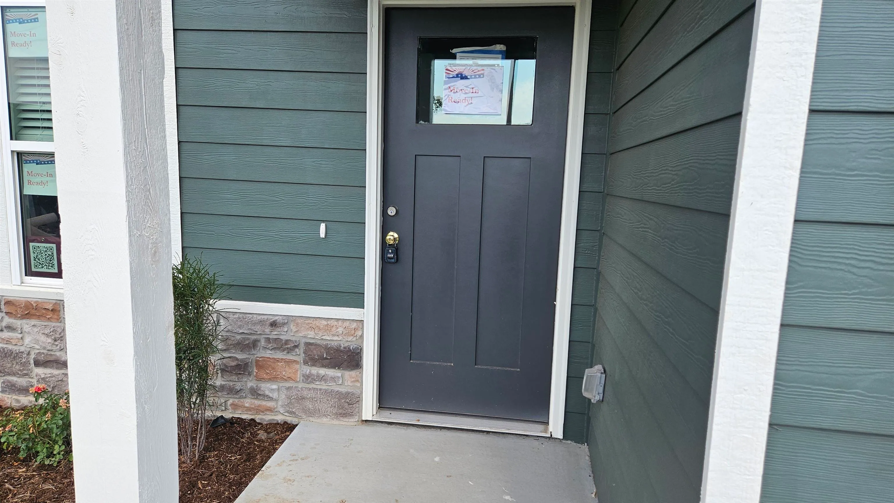 Garden Plain, Kansas 67050, United States, 4 Bedrooms Bedrooms, ,3 BathroomsBathrooms,Residential,Active,24126