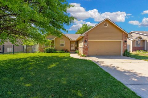 Homes For Sale - 10905 W Ryan<br/> Wichita, KS 67205