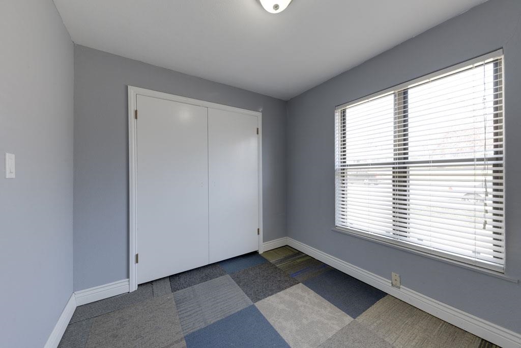 Wichita, Kansas 67208, United States, 3 Bedrooms Bedrooms, ,1 BathroomBathrooms,Residential,Pending,62048