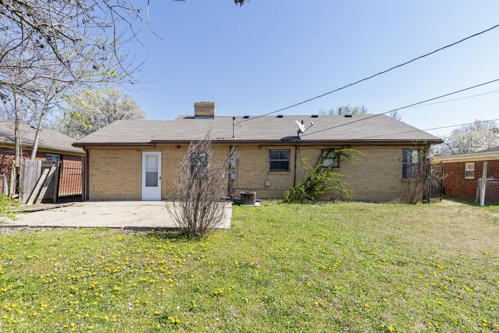 Wichita, Kansas 67208, United States, 3 Bedrooms Bedrooms, ,1 BathroomBathrooms,Residential,Pending,62048