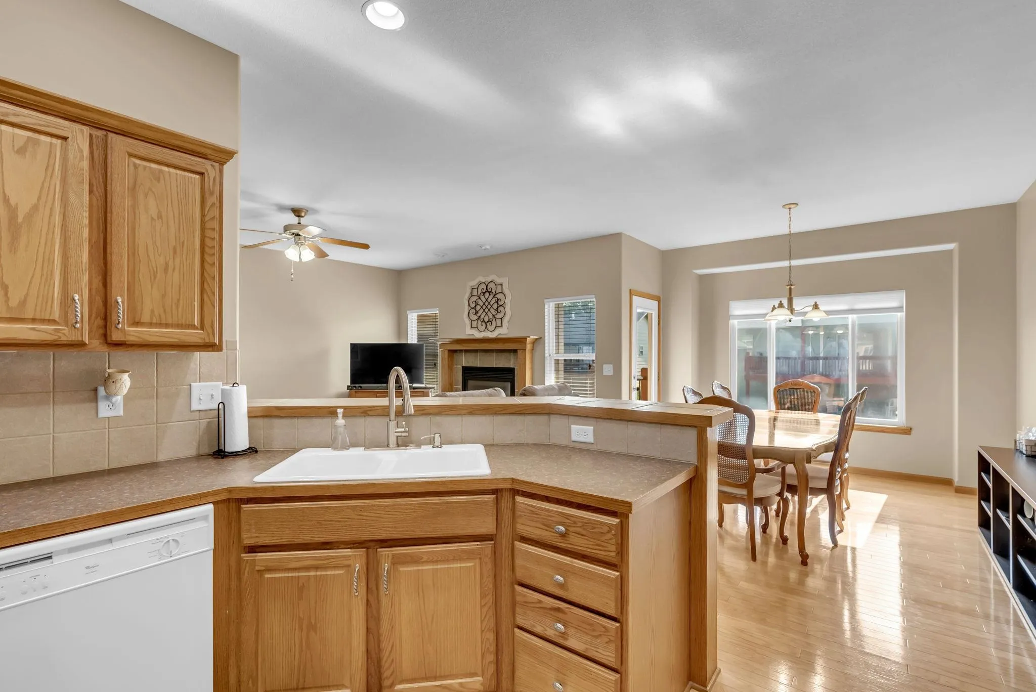 Wichita, Kansas 67230, United States, 3 Bedrooms Bedrooms, ,3 BathroomsBathrooms,Residential,Active,186489