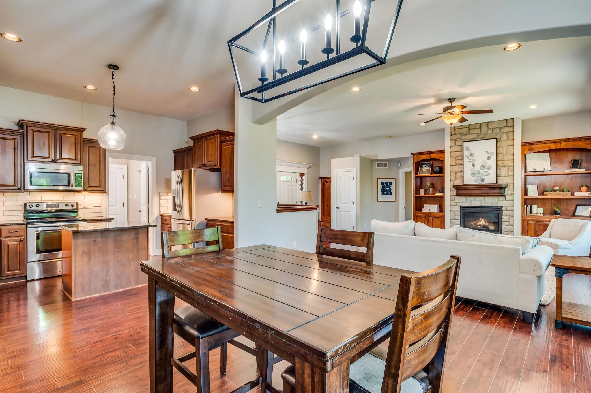 Maize, Kansas 67101, United States, 5 Bedrooms Bedrooms, ,3 BathroomsBathrooms,Residential,Active,216957