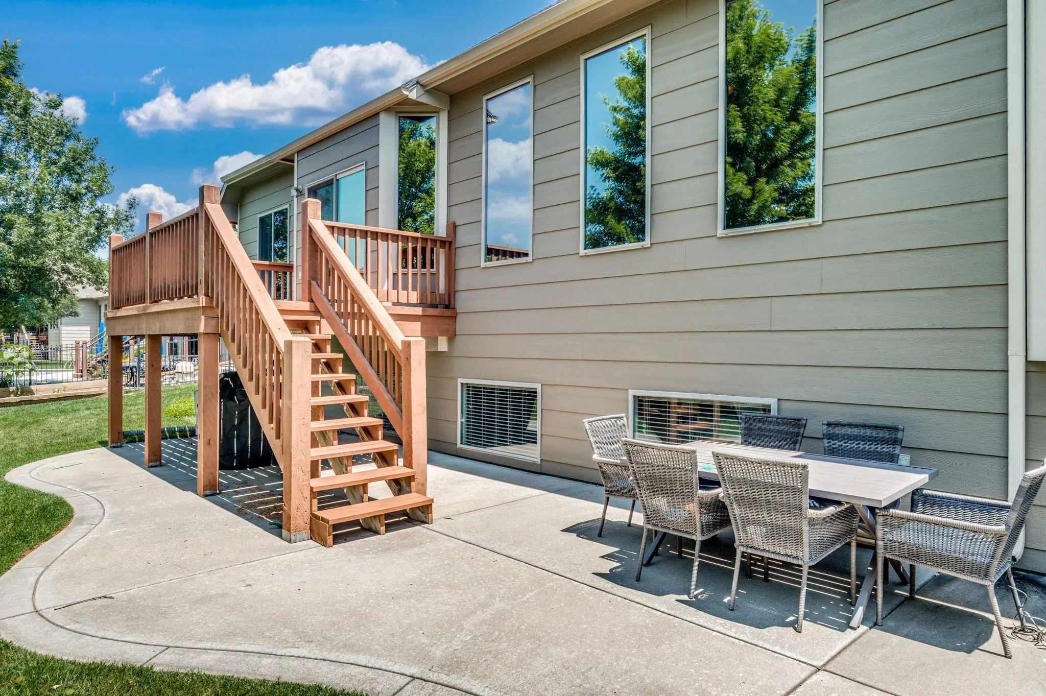 Maize, Kansas 67101, United States, 5 Bedrooms Bedrooms, ,3 BathroomsBathrooms,Residential,Active,216957