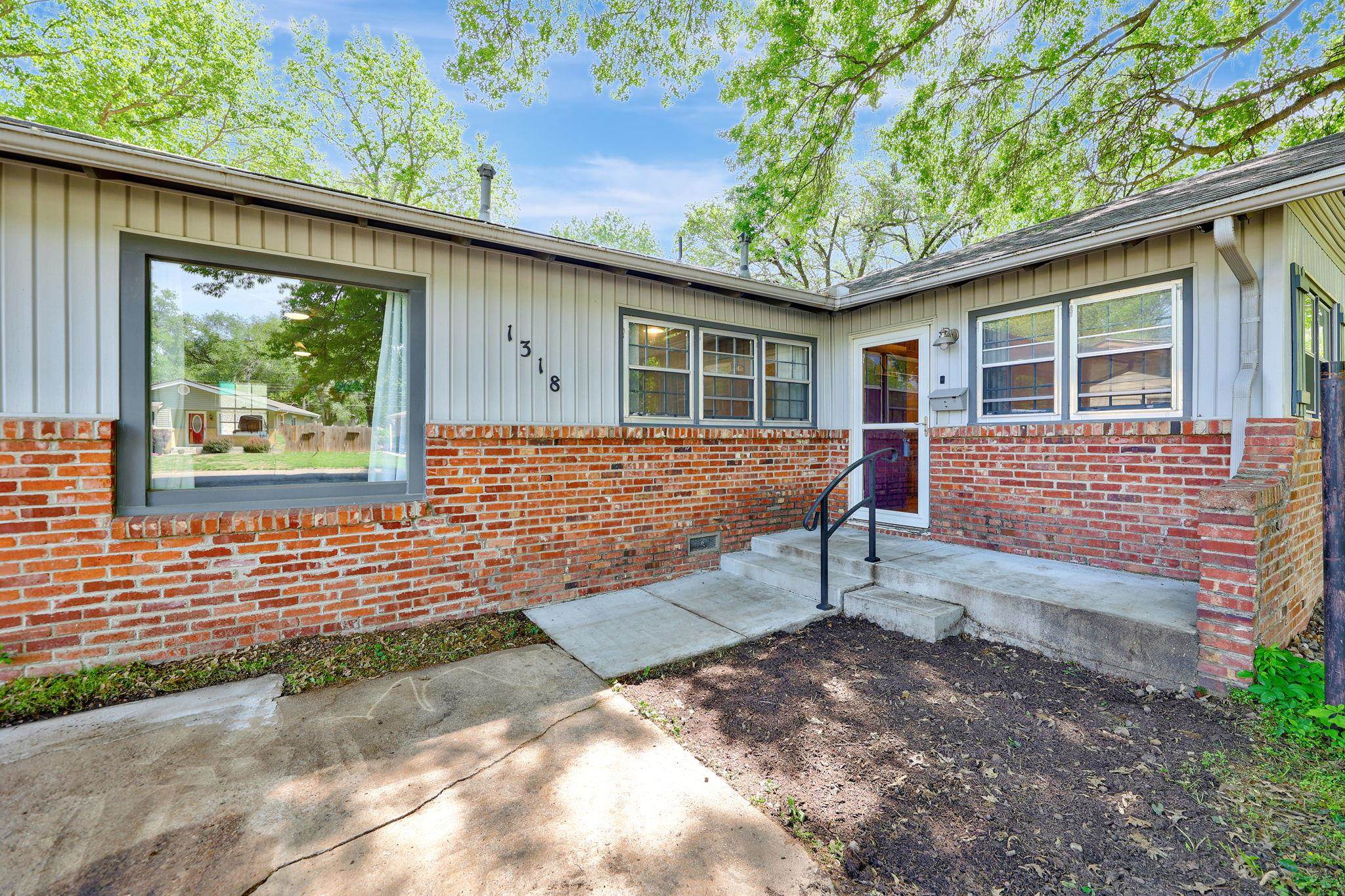 1318 N Westview Dr, Derby, Kansas image 3