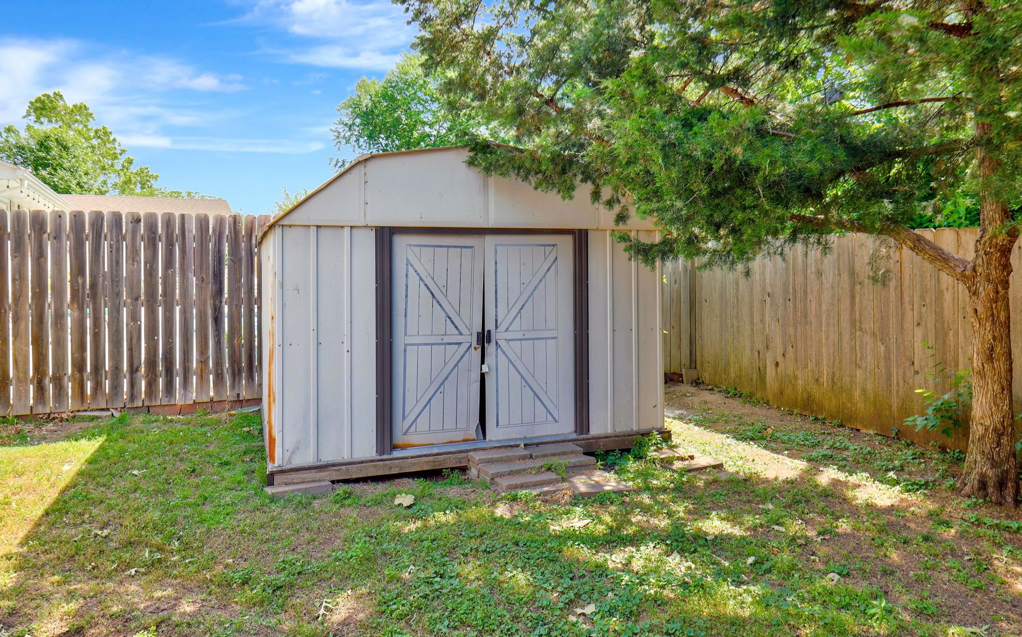 2330 Star St, Augusta, Kansas image 36