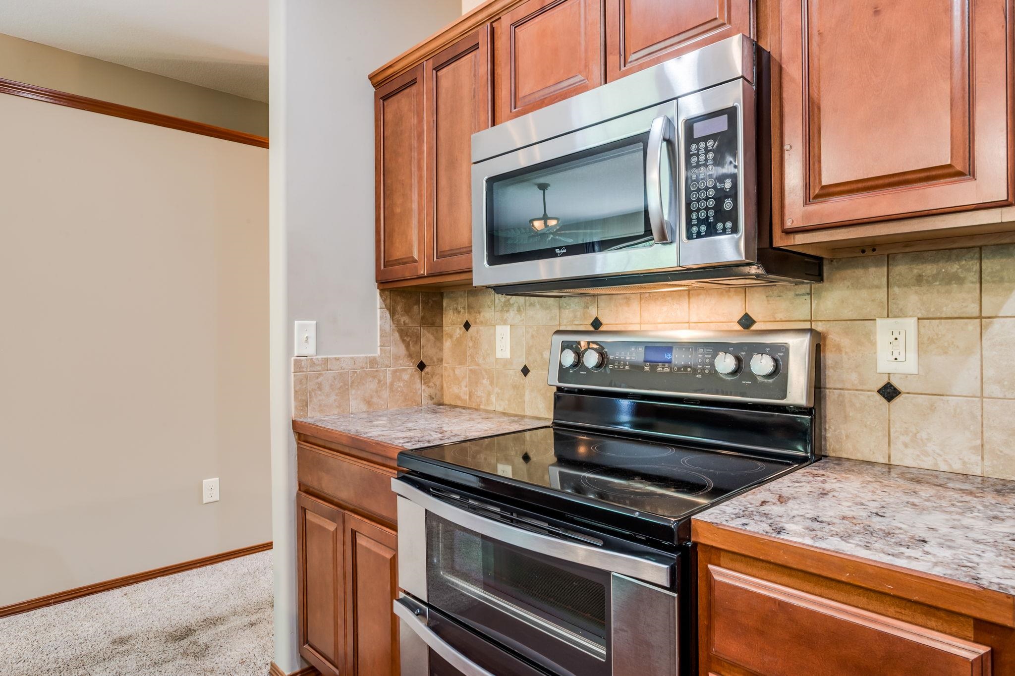 1212 N High Park Dr, Derby, Virginia image 14