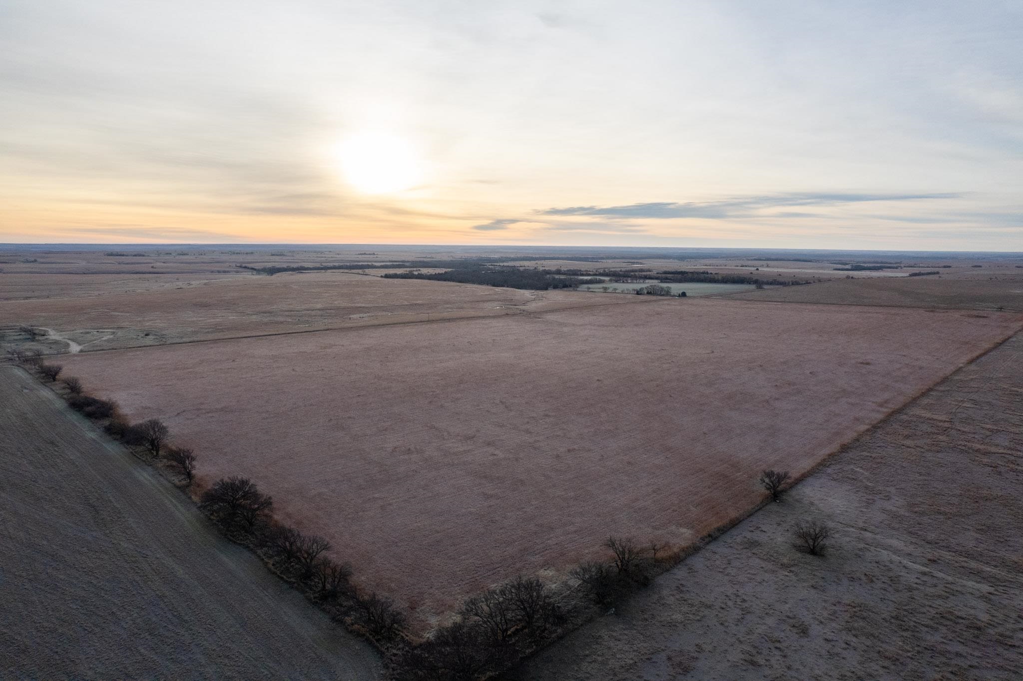 0000 Cr, Marion, Kansas image 1