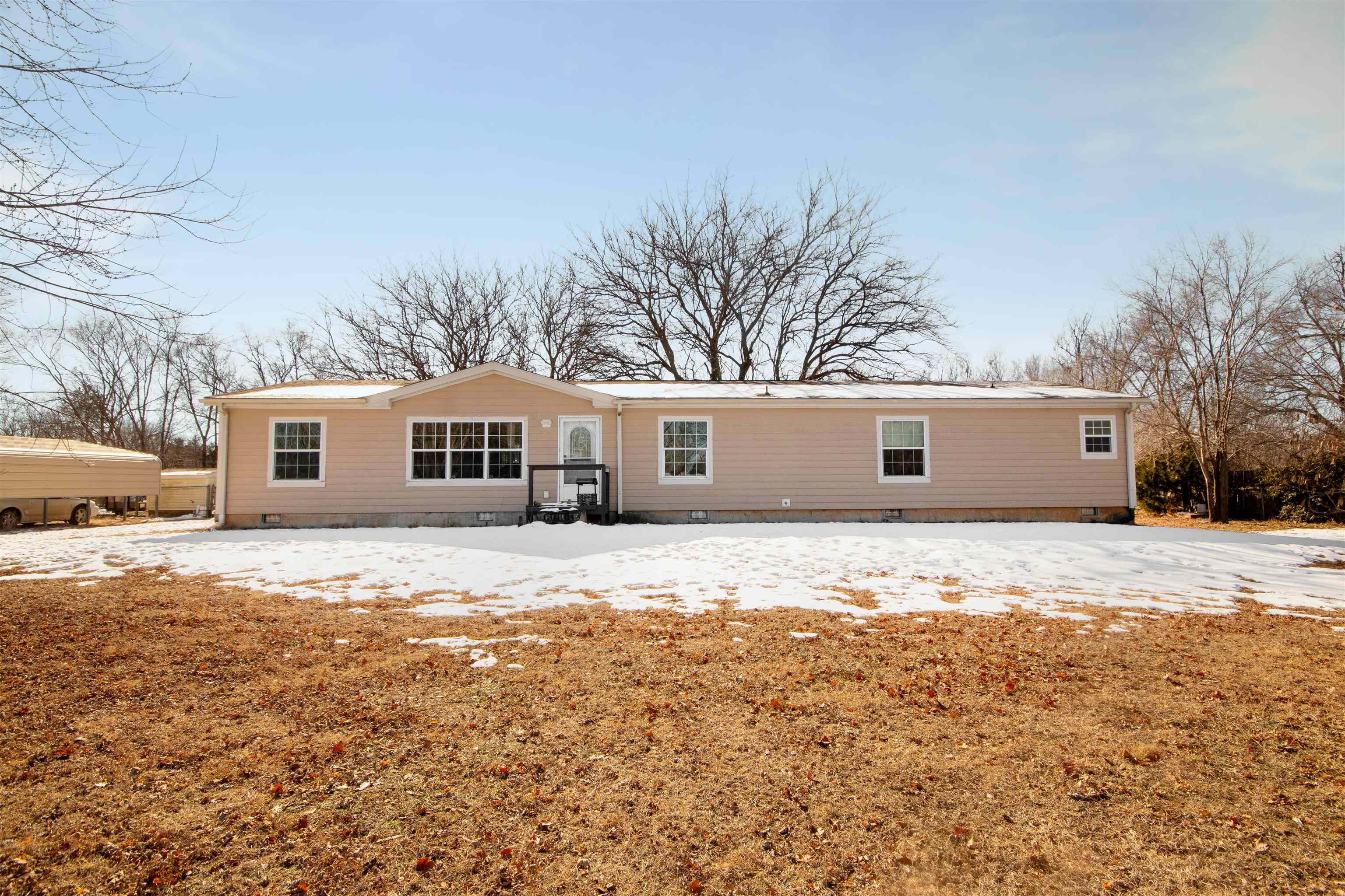 16109 Terrace St, Clearwater, Kansas image 1