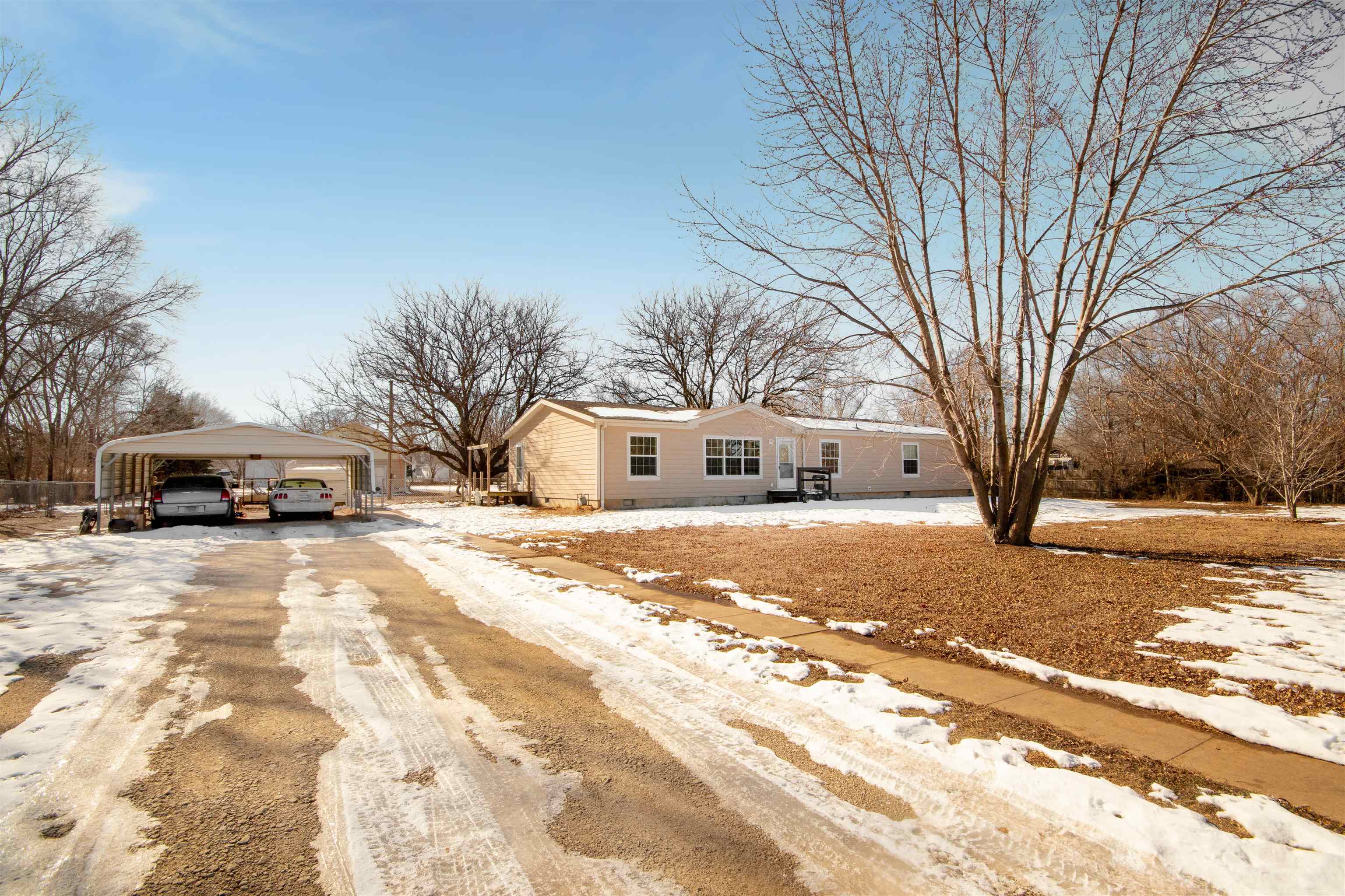 16109 Terrace St, Clearwater, Kansas image 2