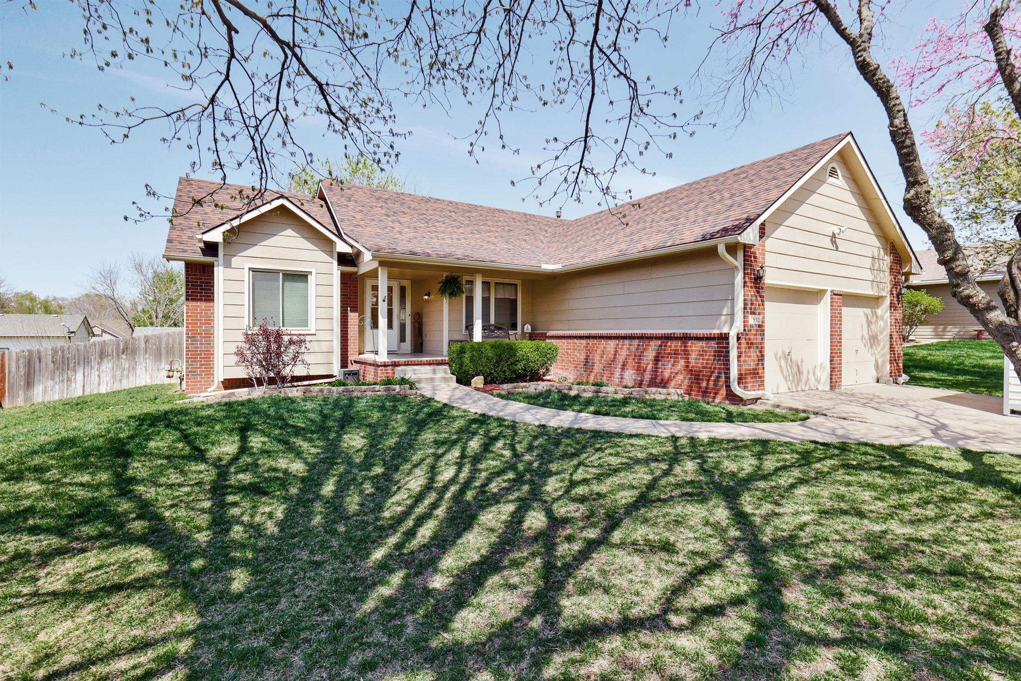 1512 E Mcclelland Dr, Derby, Kansas image 1