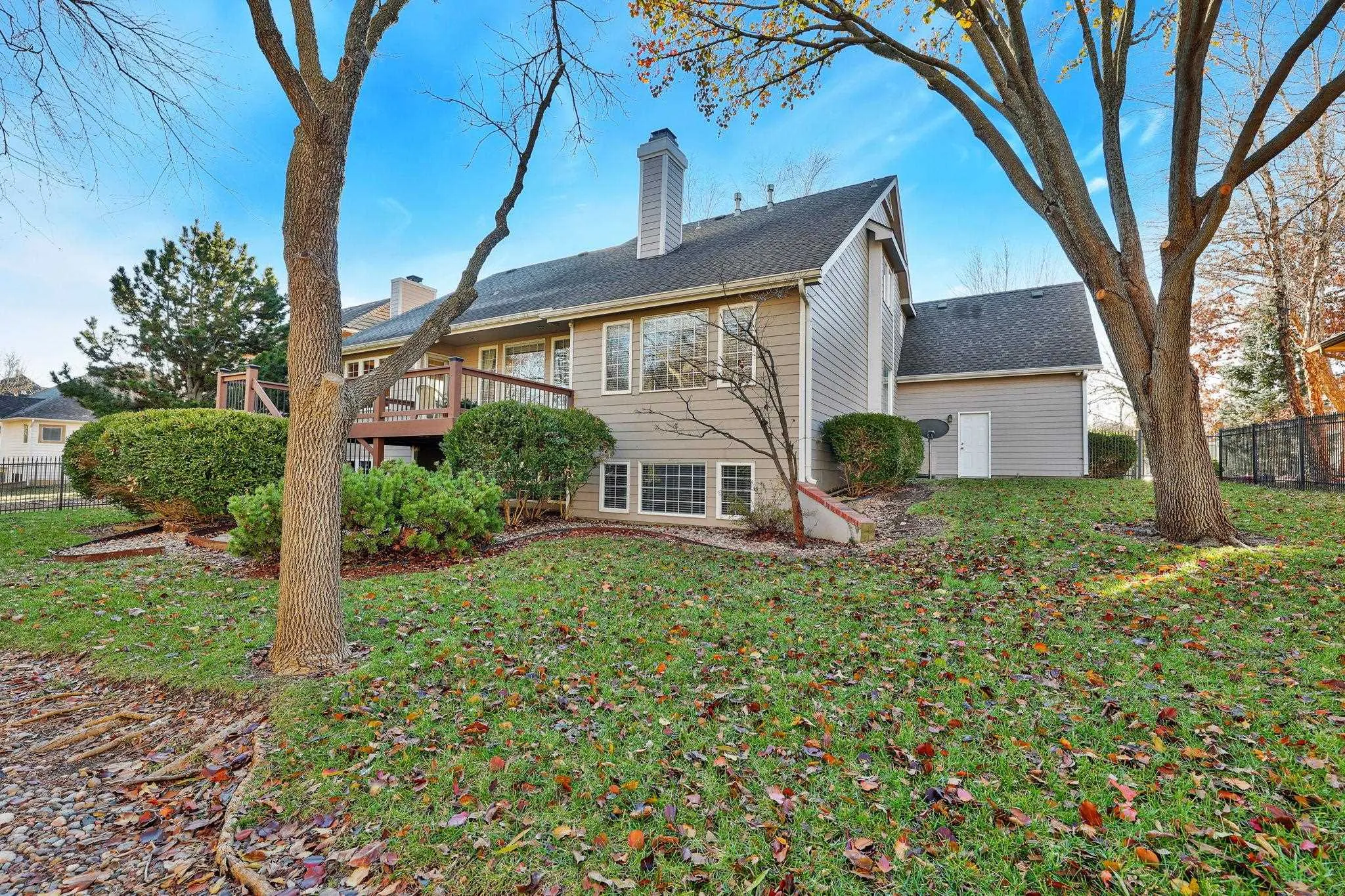 Wichita, Kansas 67230, United States, 5 Bedrooms Bedrooms, ,4 BathroomsBathrooms,Residential,Active,82787