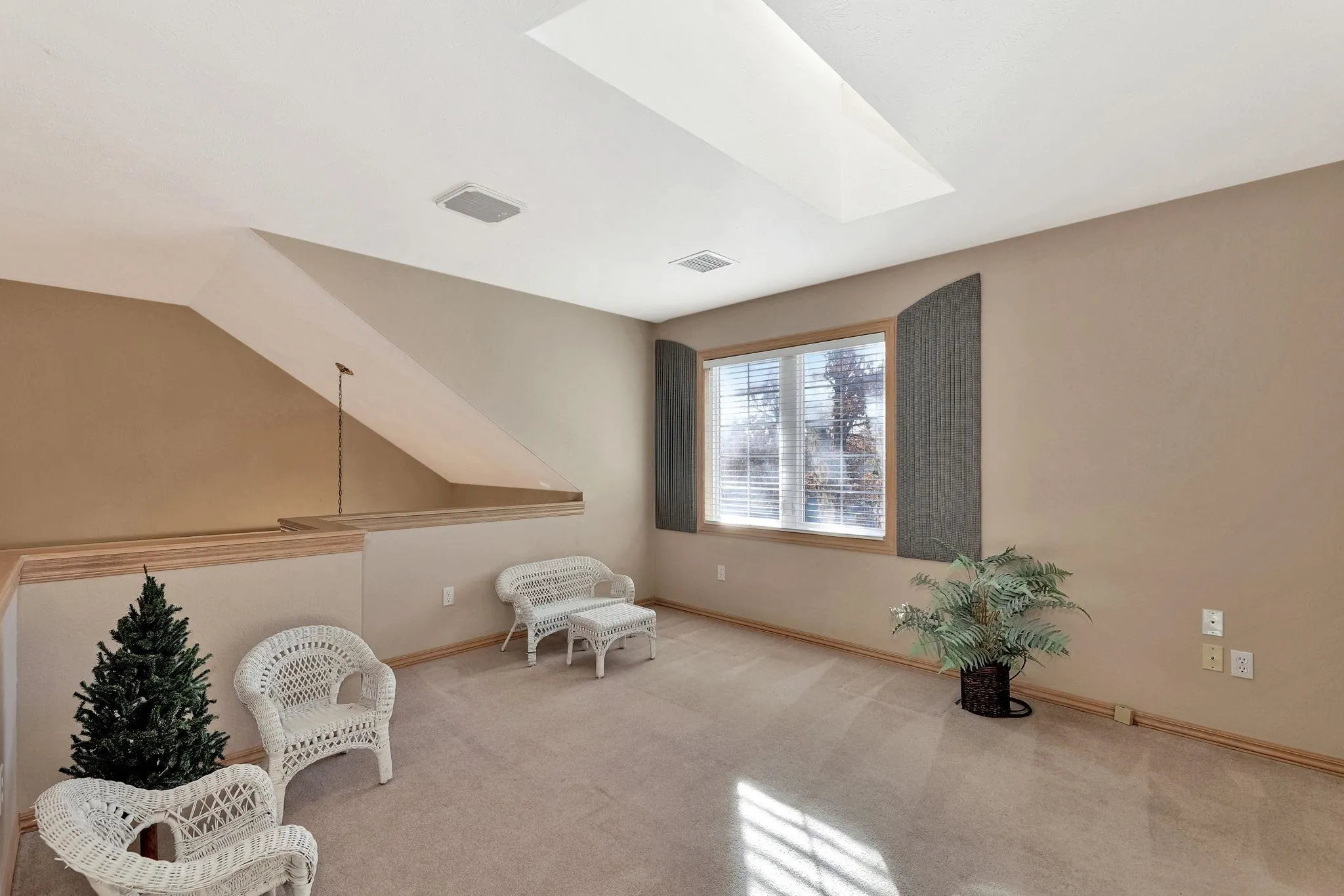 Wichita, Kansas 67230, United States, 5 Bedrooms Bedrooms, ,4 BathroomsBathrooms,Residential,Active,82787