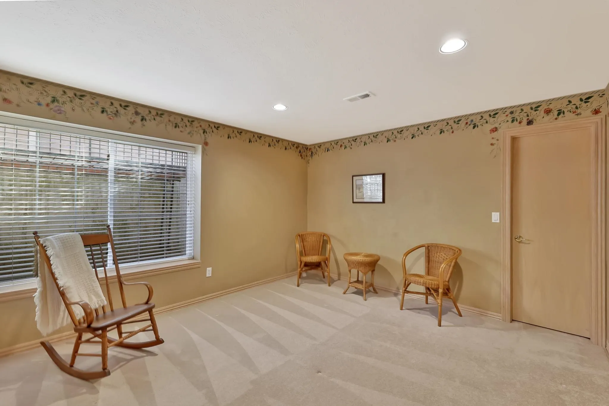 Wichita, Kansas 67230, United States, 5 Bedrooms Bedrooms, ,4 BathroomsBathrooms,Residential,Active,82787