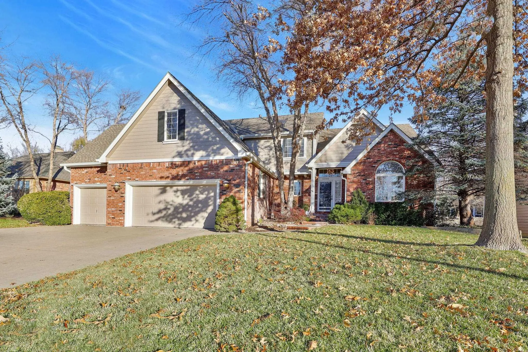 Wichita, Kansas 67230, United States, 5 Bedrooms Bedrooms, ,4 BathroomsBathrooms,Residential,Active,82787