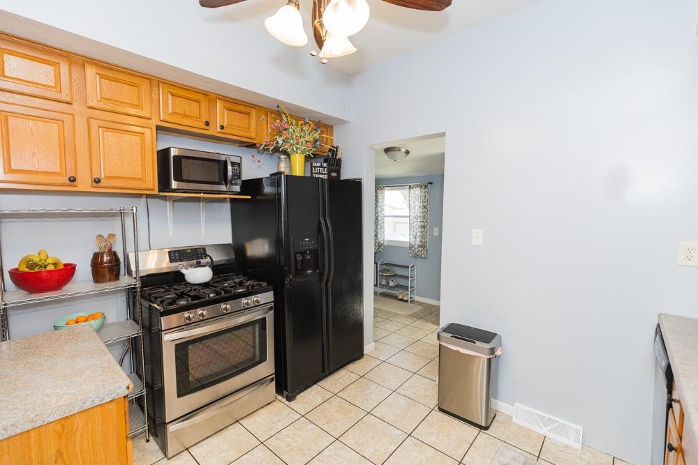 148 N Ohio St, Salina, Kansas image 16