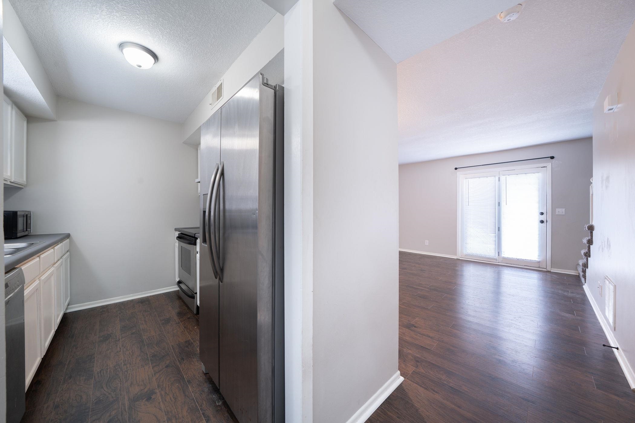 6725 W Shade Ln, Wichita, Kansas image 3
