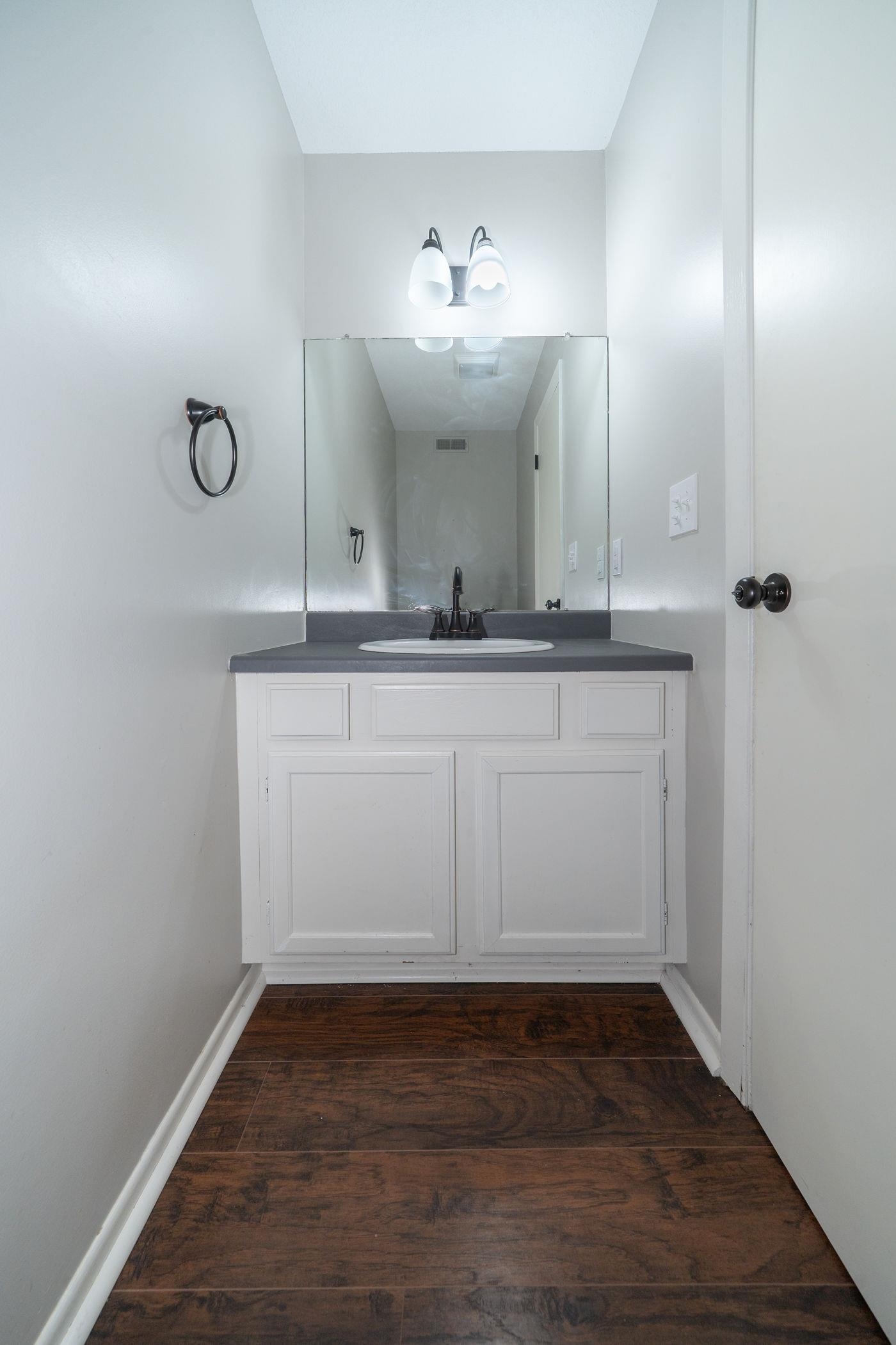 6725 W Shade Ln, Wichita, Kansas image 12