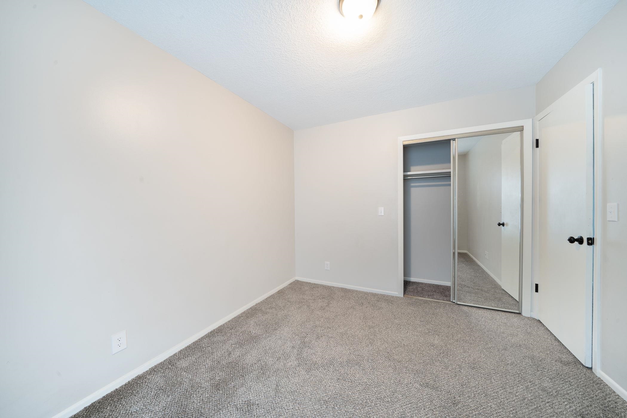 6725 W Shade Ln, Wichita, Kansas image 11