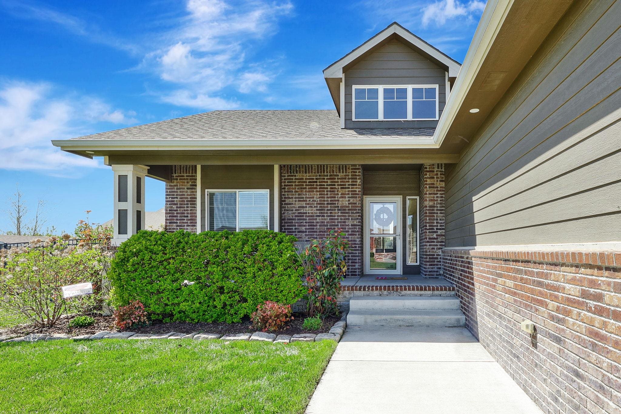 435 E Samantha Ct, Mulvane, Kansas image 2