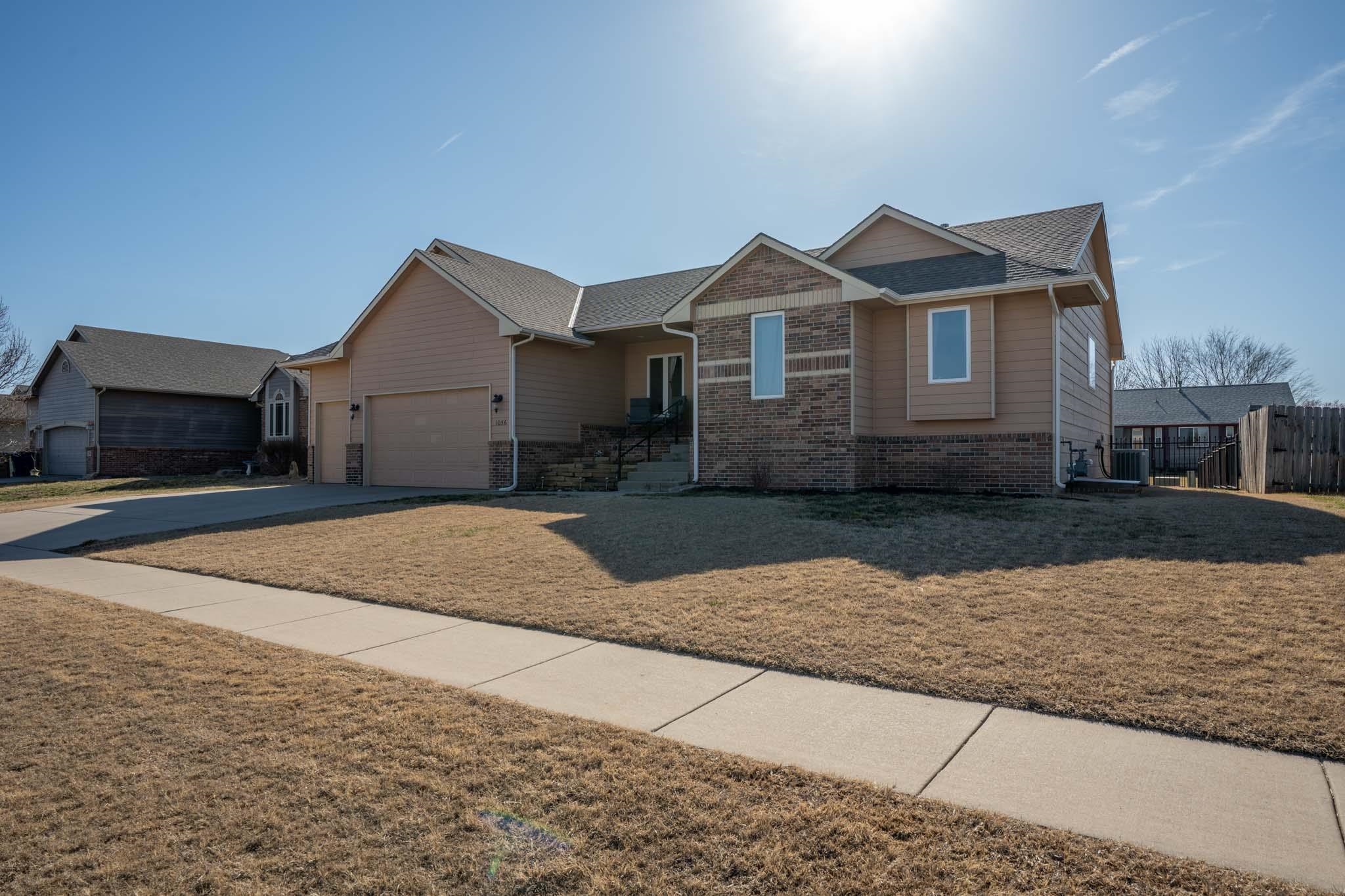 1056 N Meadow Rd, Valley Center, Kansas image 4