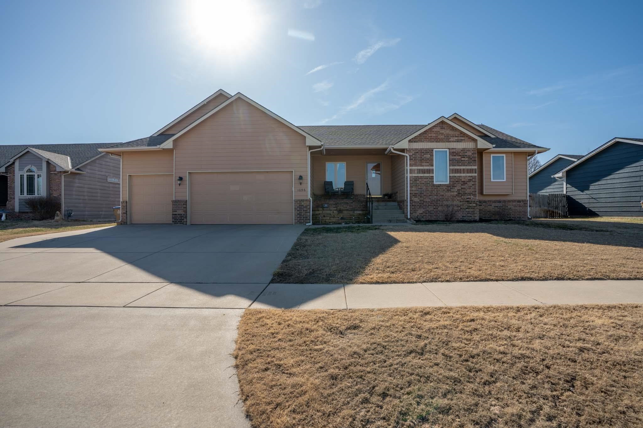 1056 N Meadow Rd, Valley Center, Kansas image 3