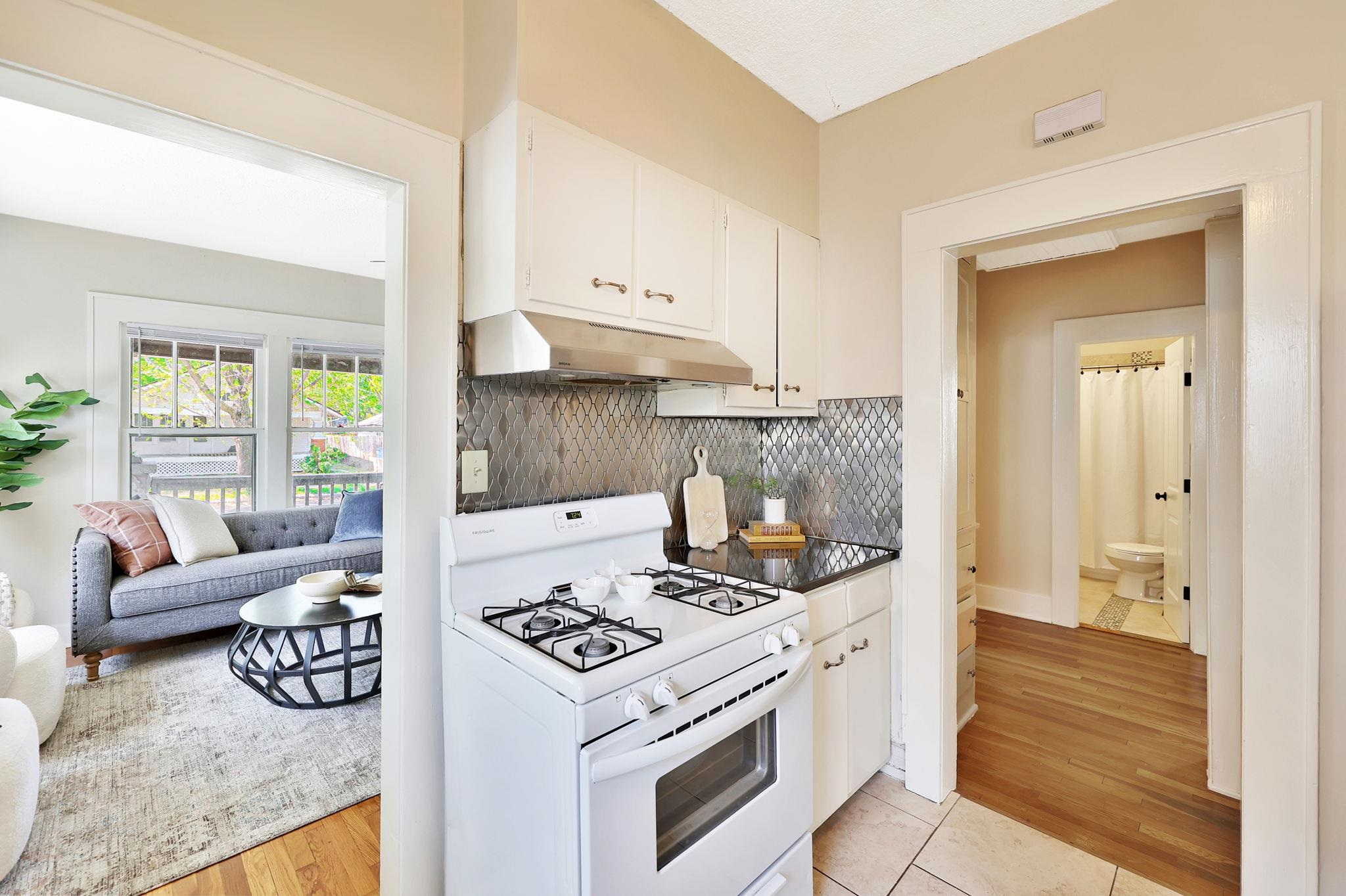 636 S Green St, Wichita, Kansas image 13