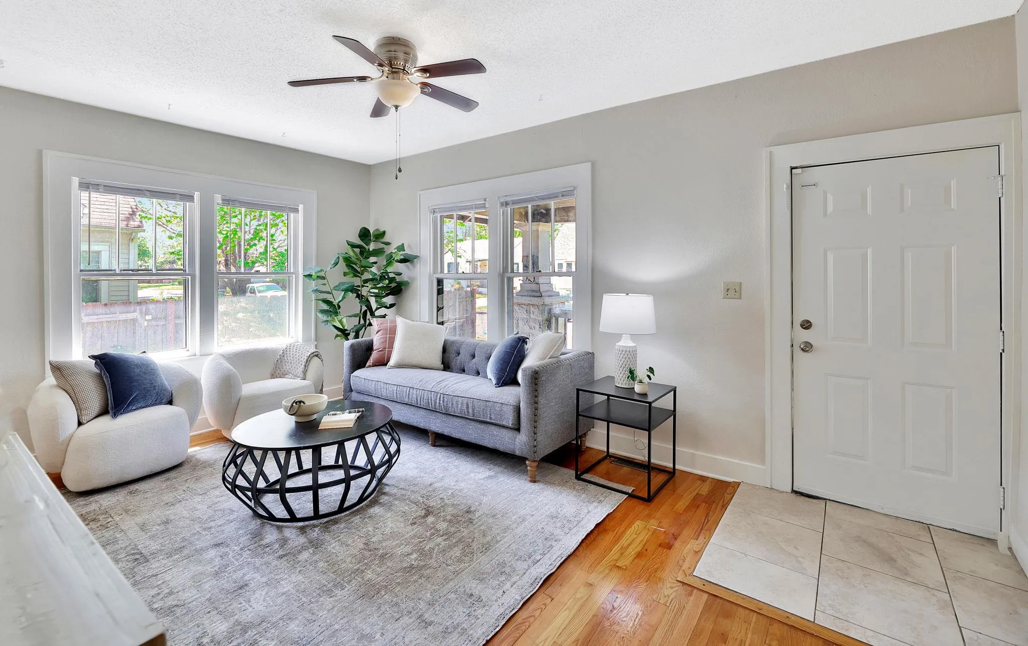 Wichita, Kansas 67211, United States, 4 Bedrooms Bedrooms, ,2 BathroomsBathrooms,Residential,Pending,111997