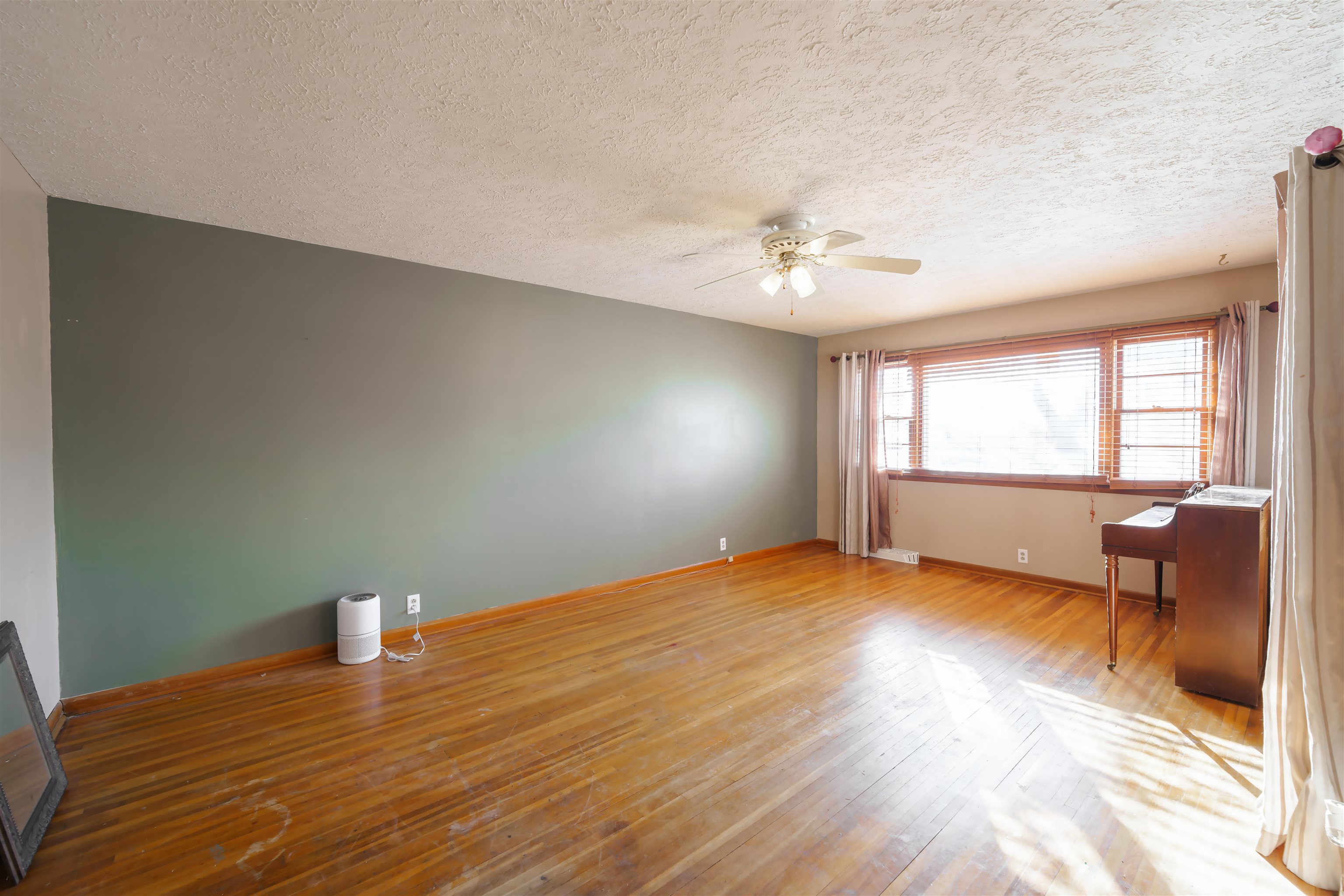 2103 Wesley St, Salina, Kansas image 3