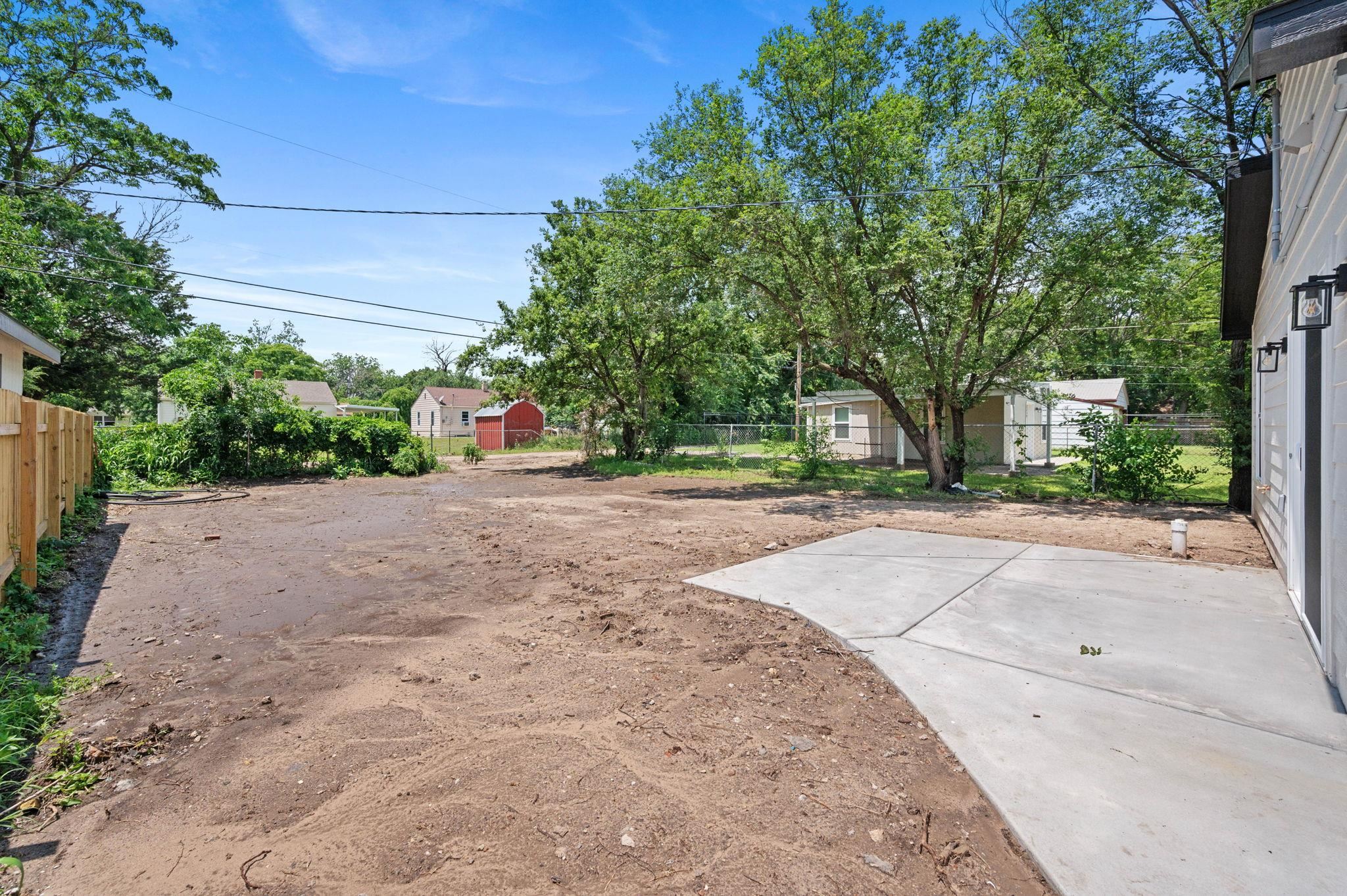 2247 S Santa Fe St, Wichita, Kansas image 25