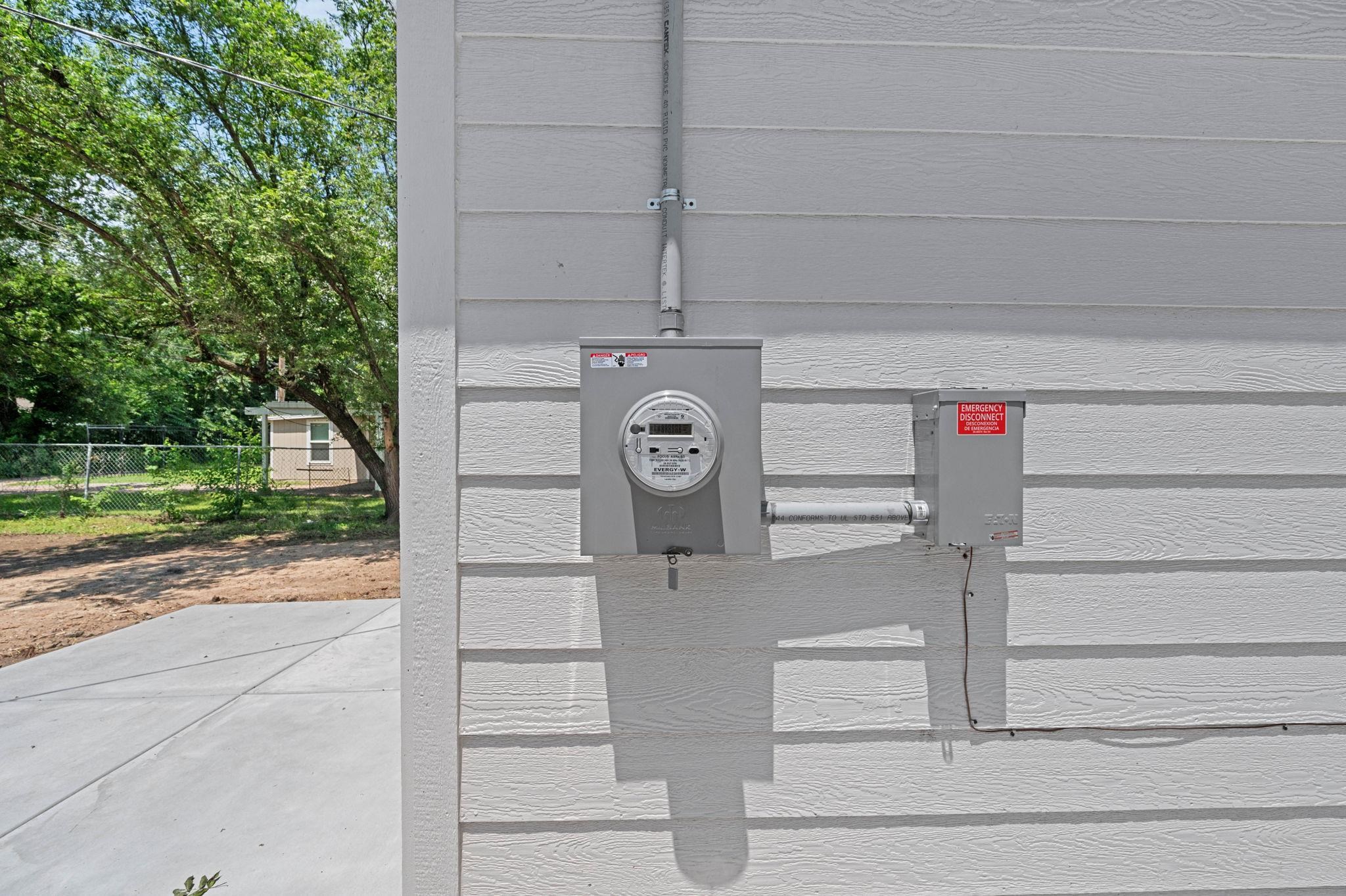 2247 S Santa Fe St, Wichita, Kansas image 30