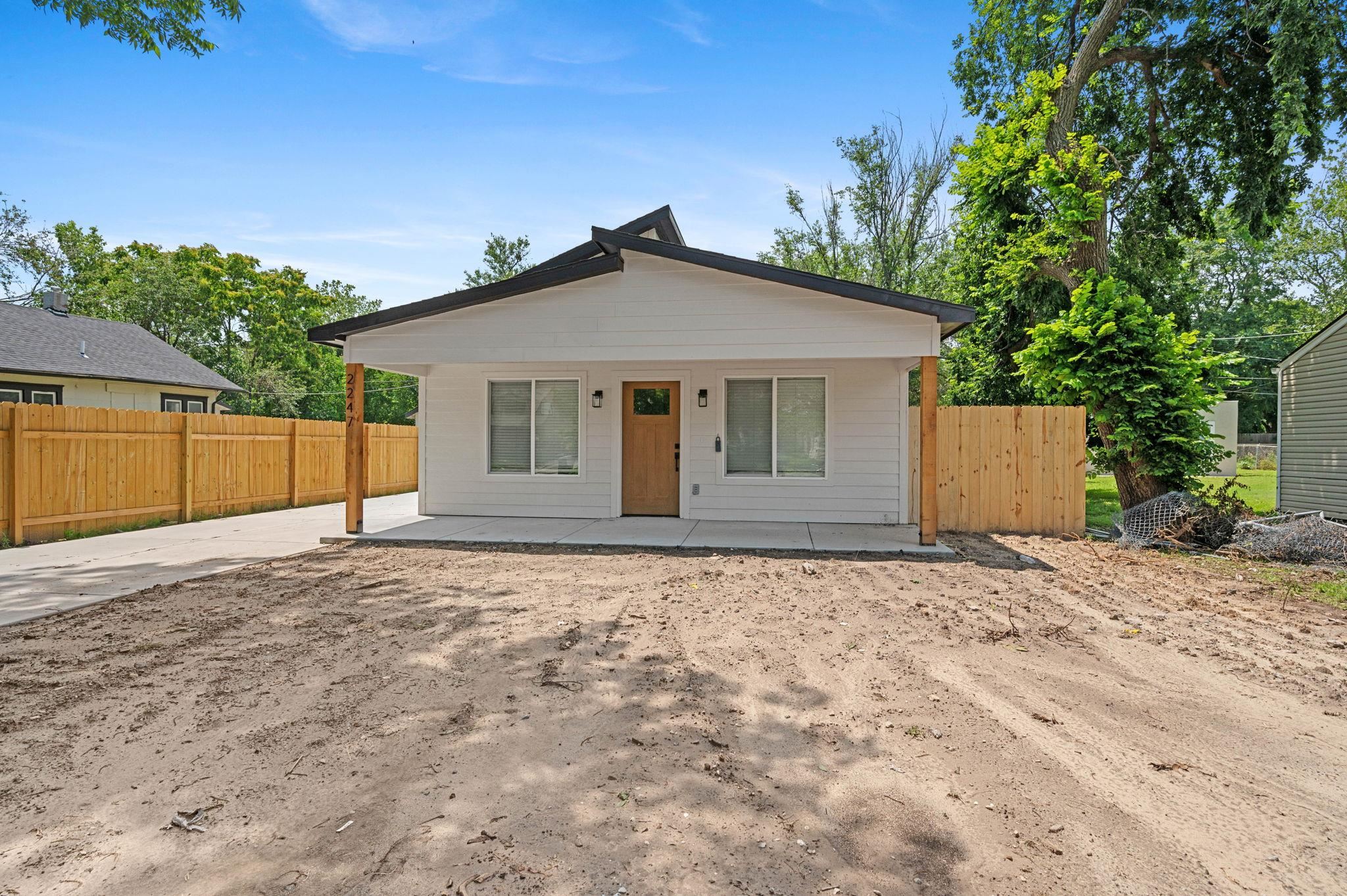 2247 S Santa Fe St, Wichita, Kansas image 5