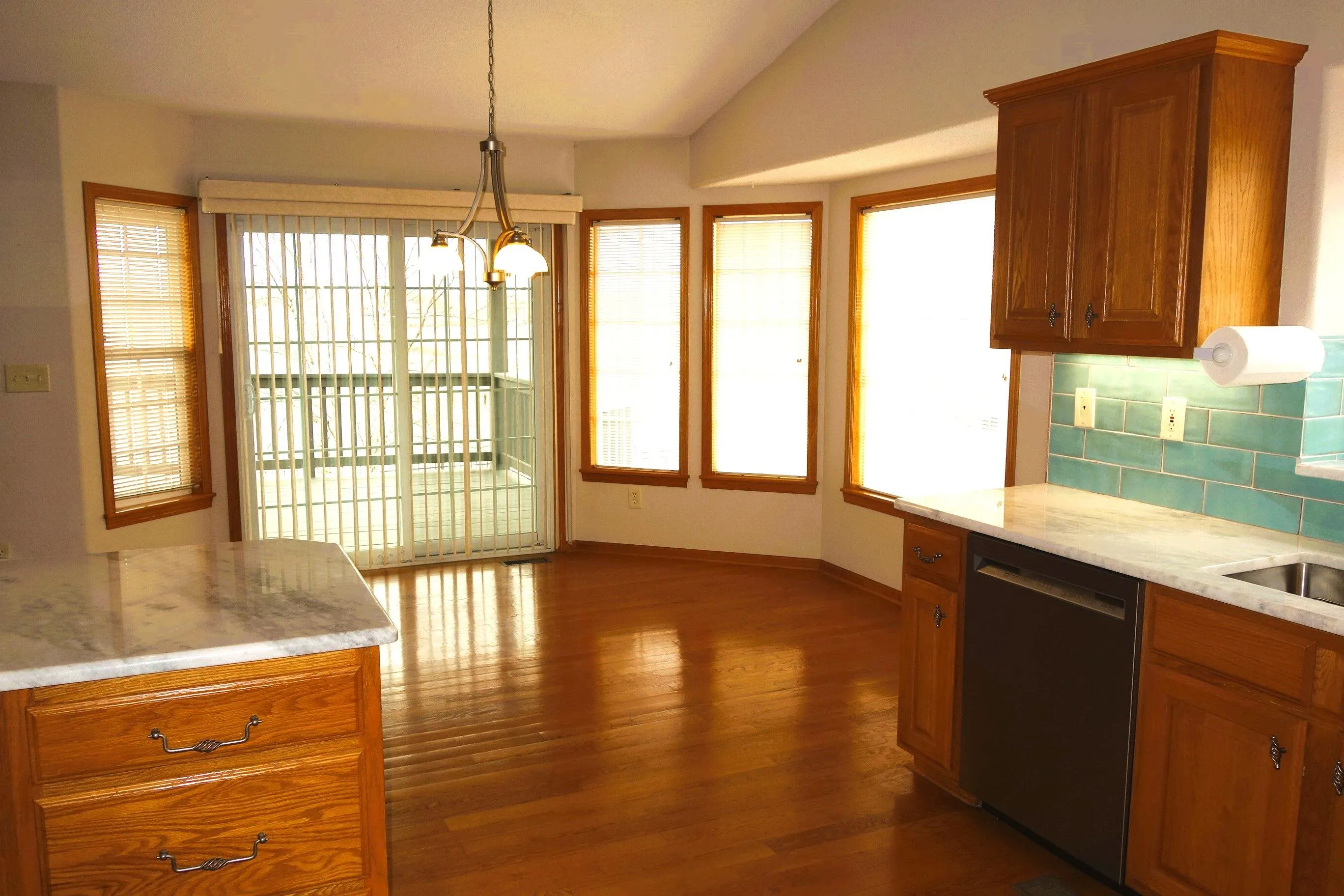 Derby, Kansas 67037, United States, 4 Bedrooms Bedrooms, ,3 BathroomsBathrooms,Residential,Pending,81556