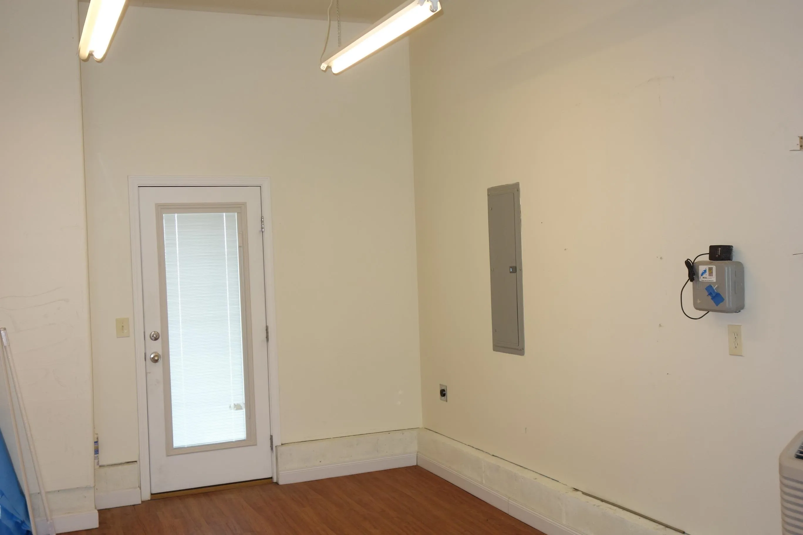 Derby, Kansas 67037, United States, 4 Bedrooms Bedrooms, ,3 BathroomsBathrooms,Residential,Pending,81556