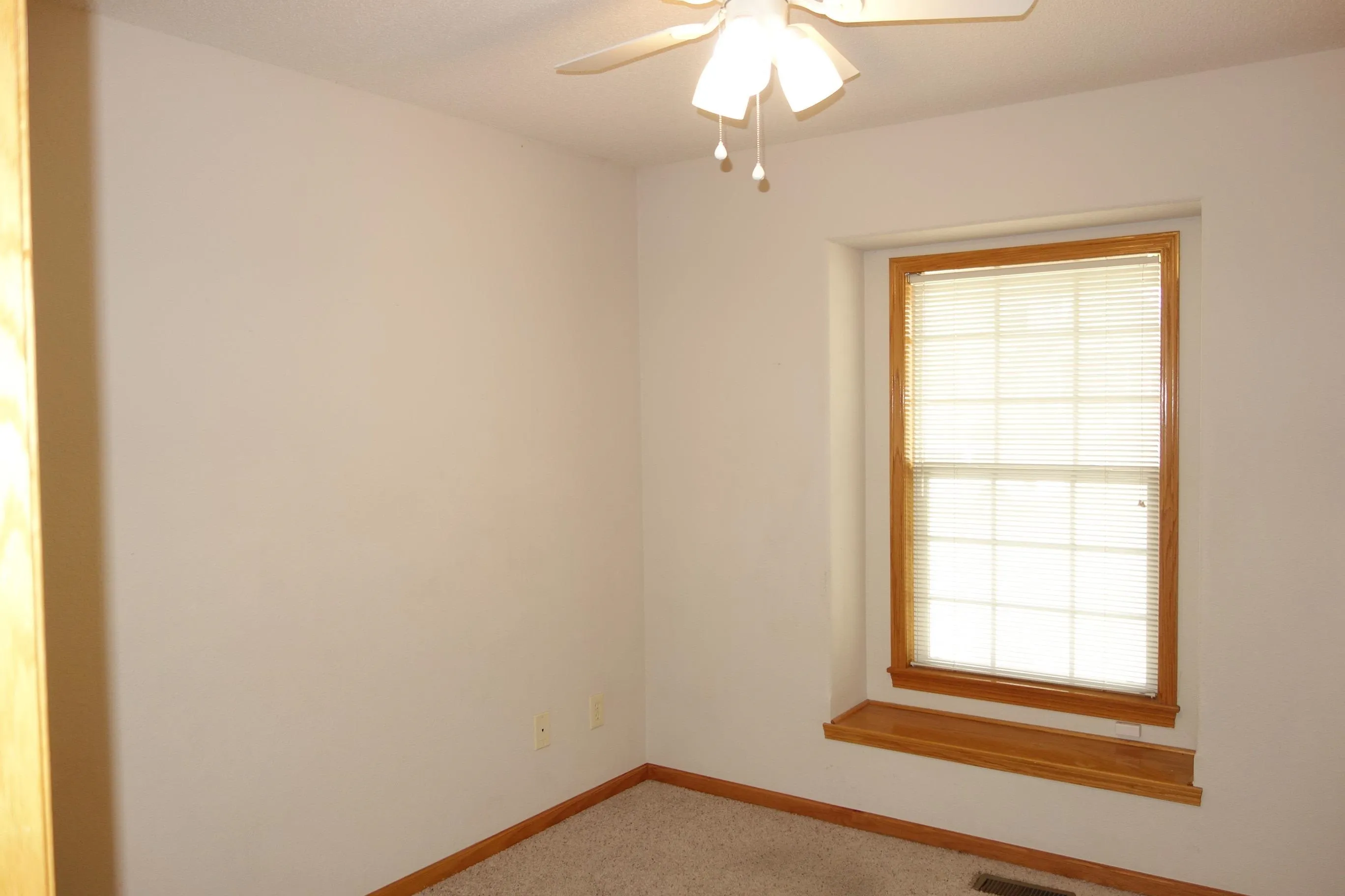 Derby, Kansas 67037, United States, 4 Bedrooms Bedrooms, ,3 BathroomsBathrooms,Residential,Pending,81556