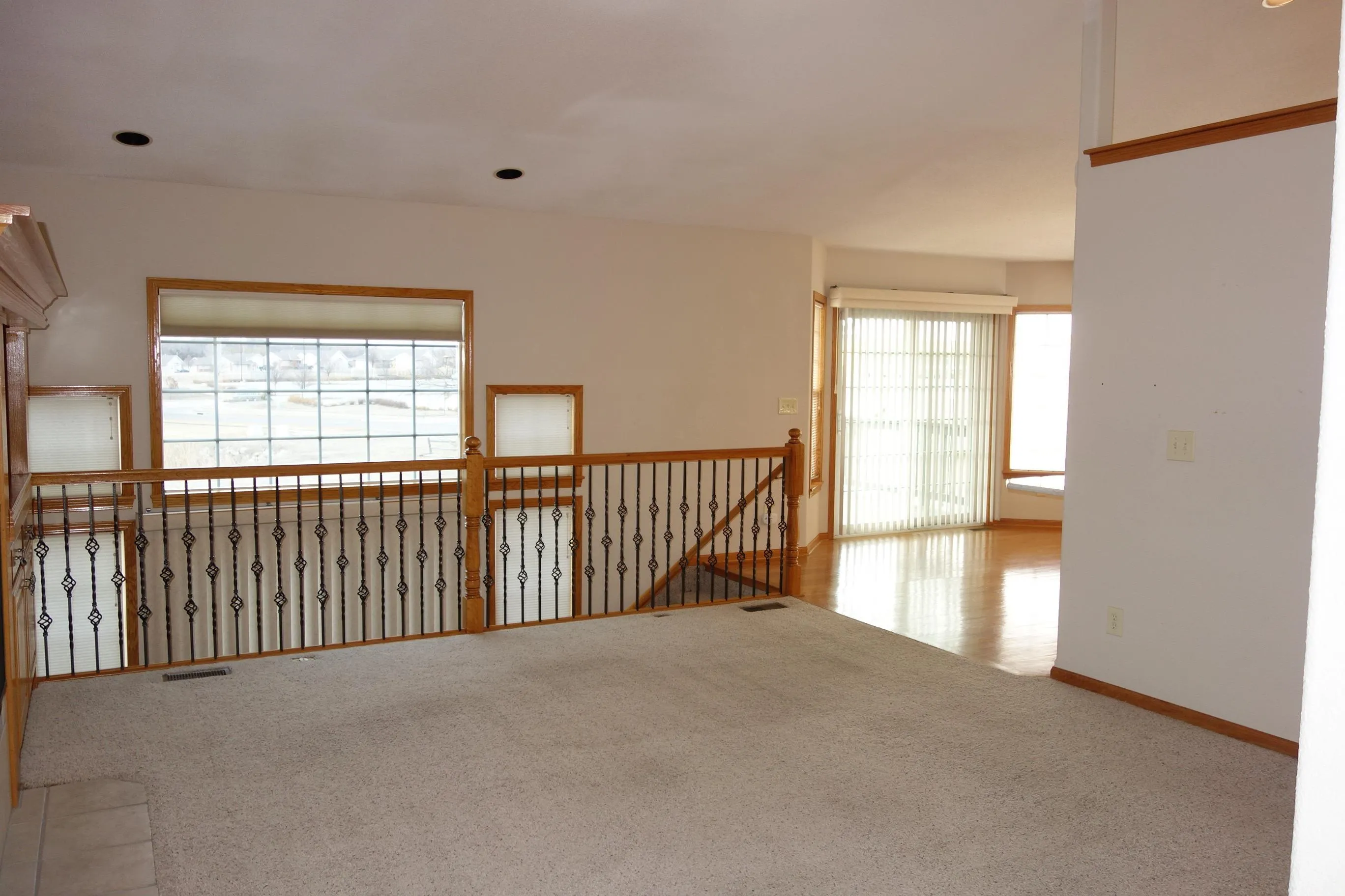 Derby, Kansas 67037, United States, 4 Bedrooms Bedrooms, ,3 BathroomsBathrooms,Residential,Pending,81556