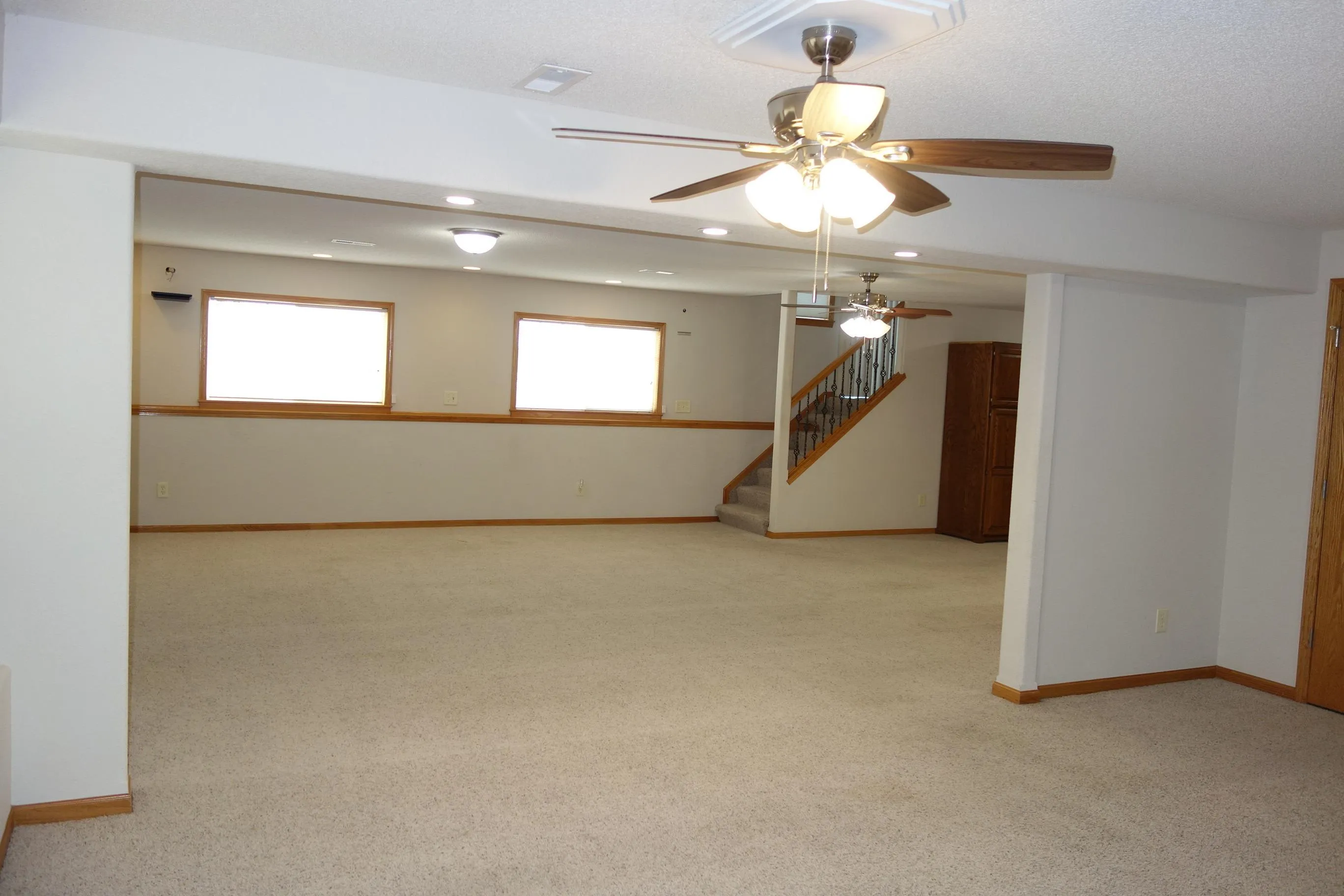 Derby, Kansas 67037, United States, 4 Bedrooms Bedrooms, ,3 BathroomsBathrooms,Residential,Pending,81556